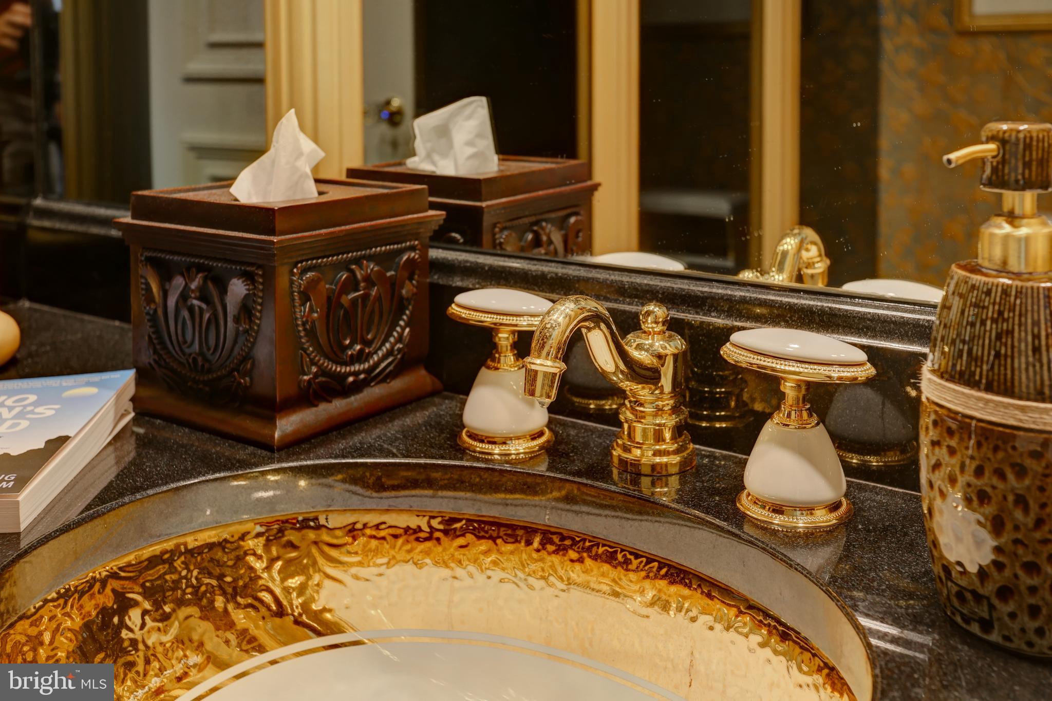 STONEHENGE - Residential