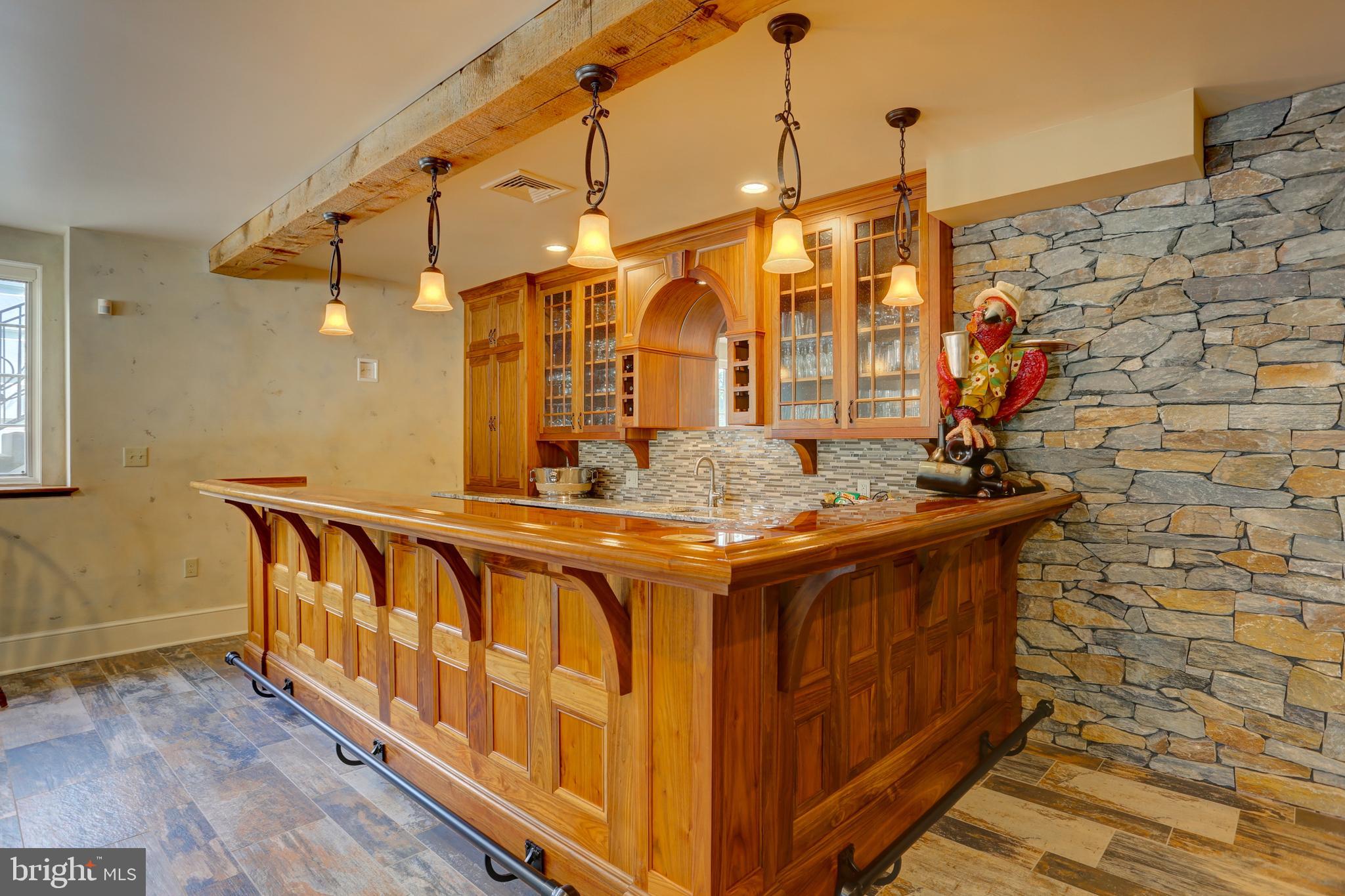 STONEHENGE - Residential