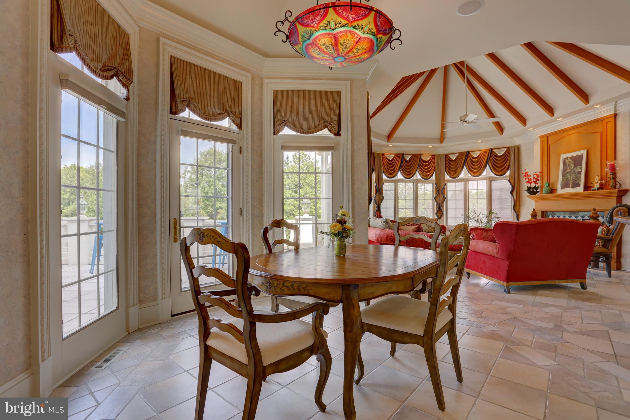 STONEHENGE - Residential