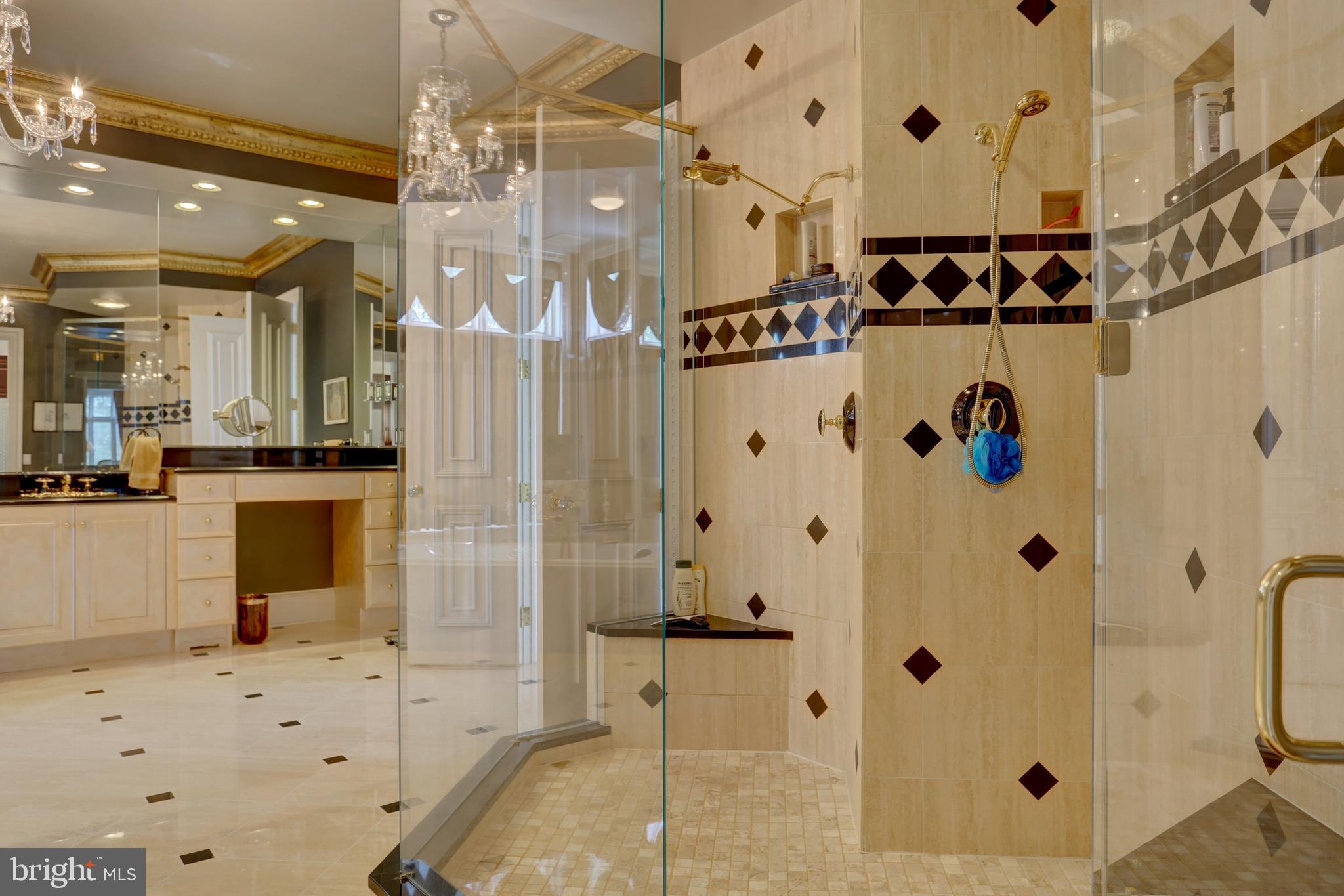 STONEHENGE - Residential