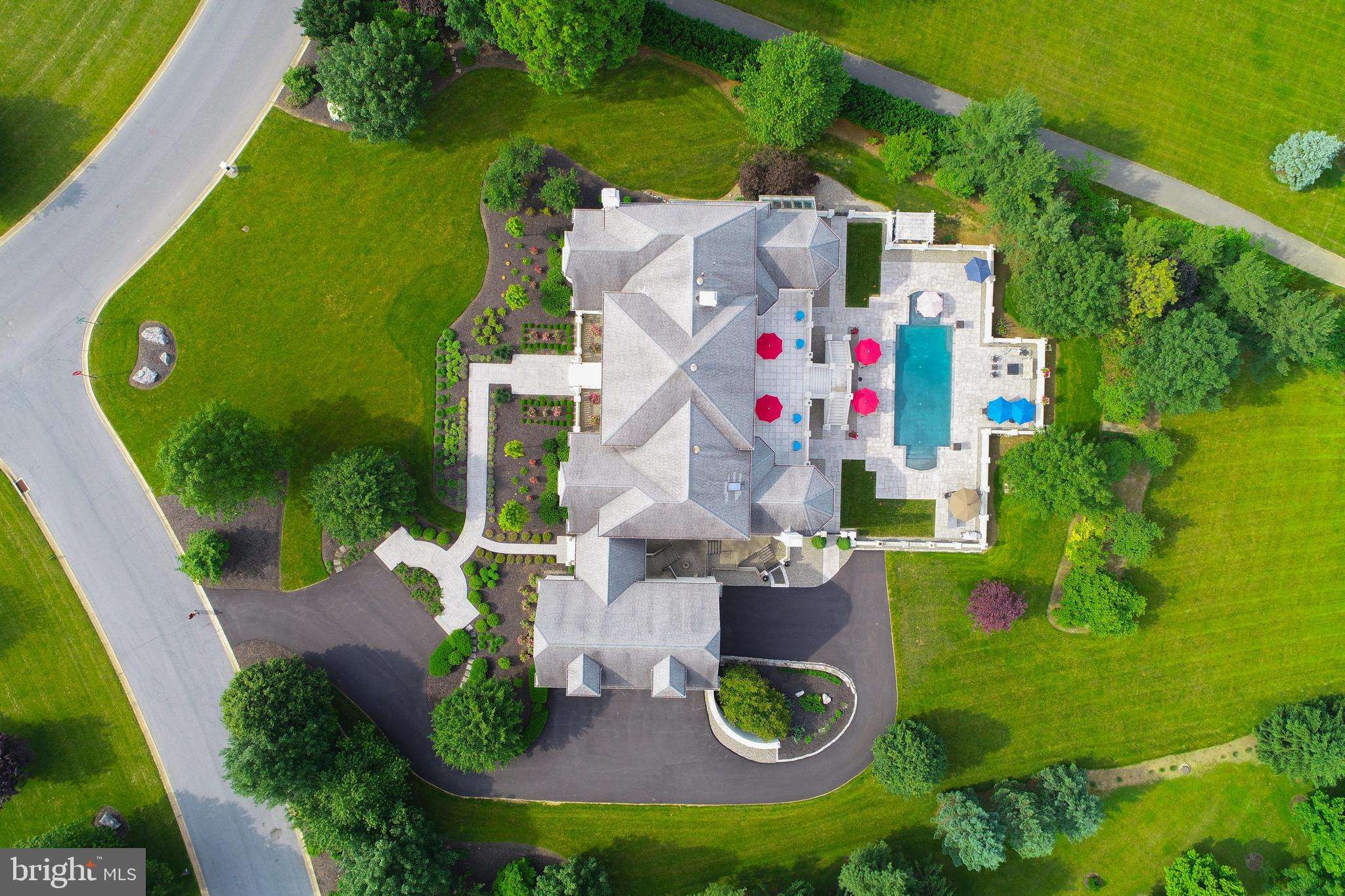 STONEHENGE - Residential