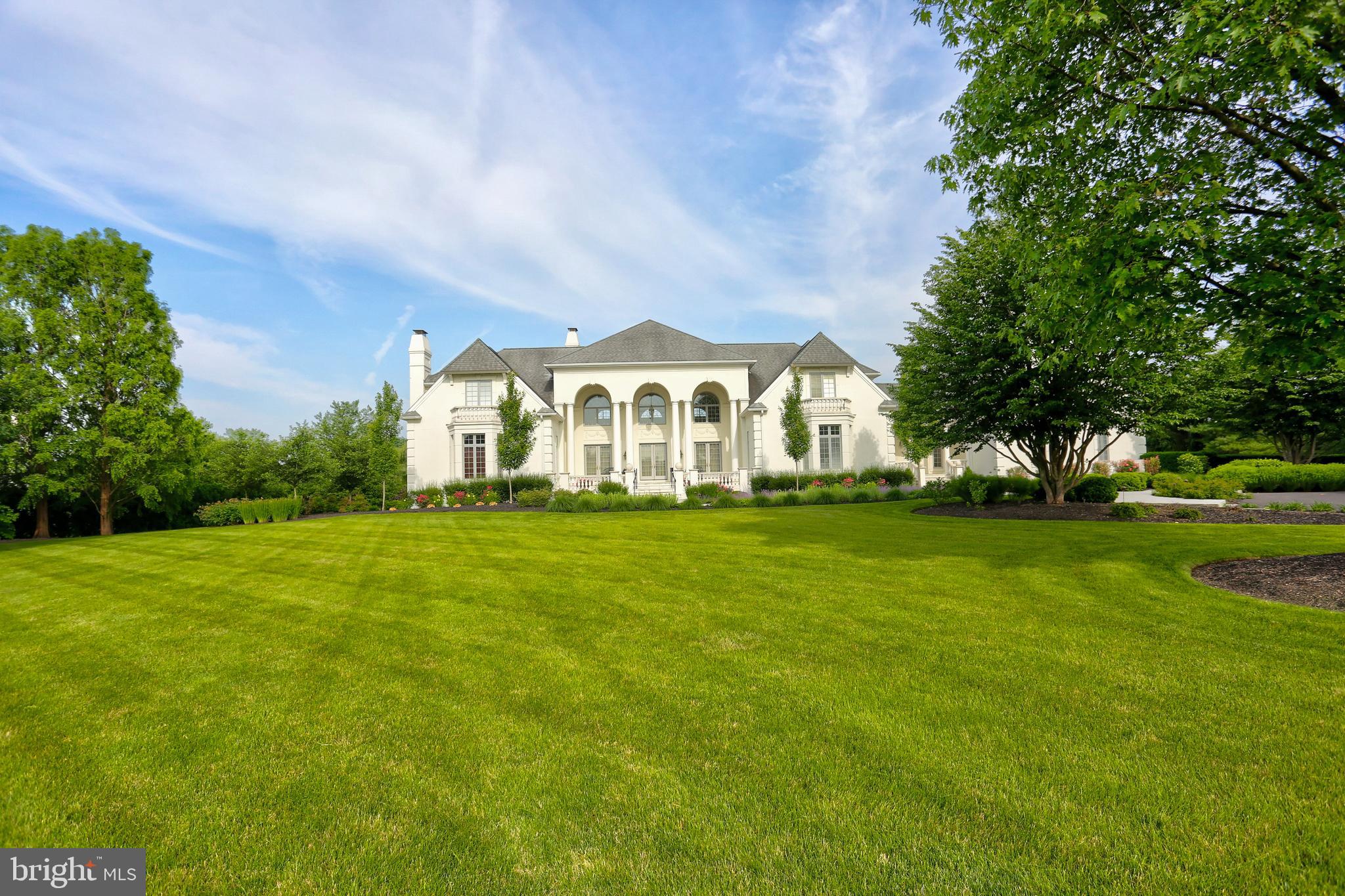 STONEHENGE - Residential