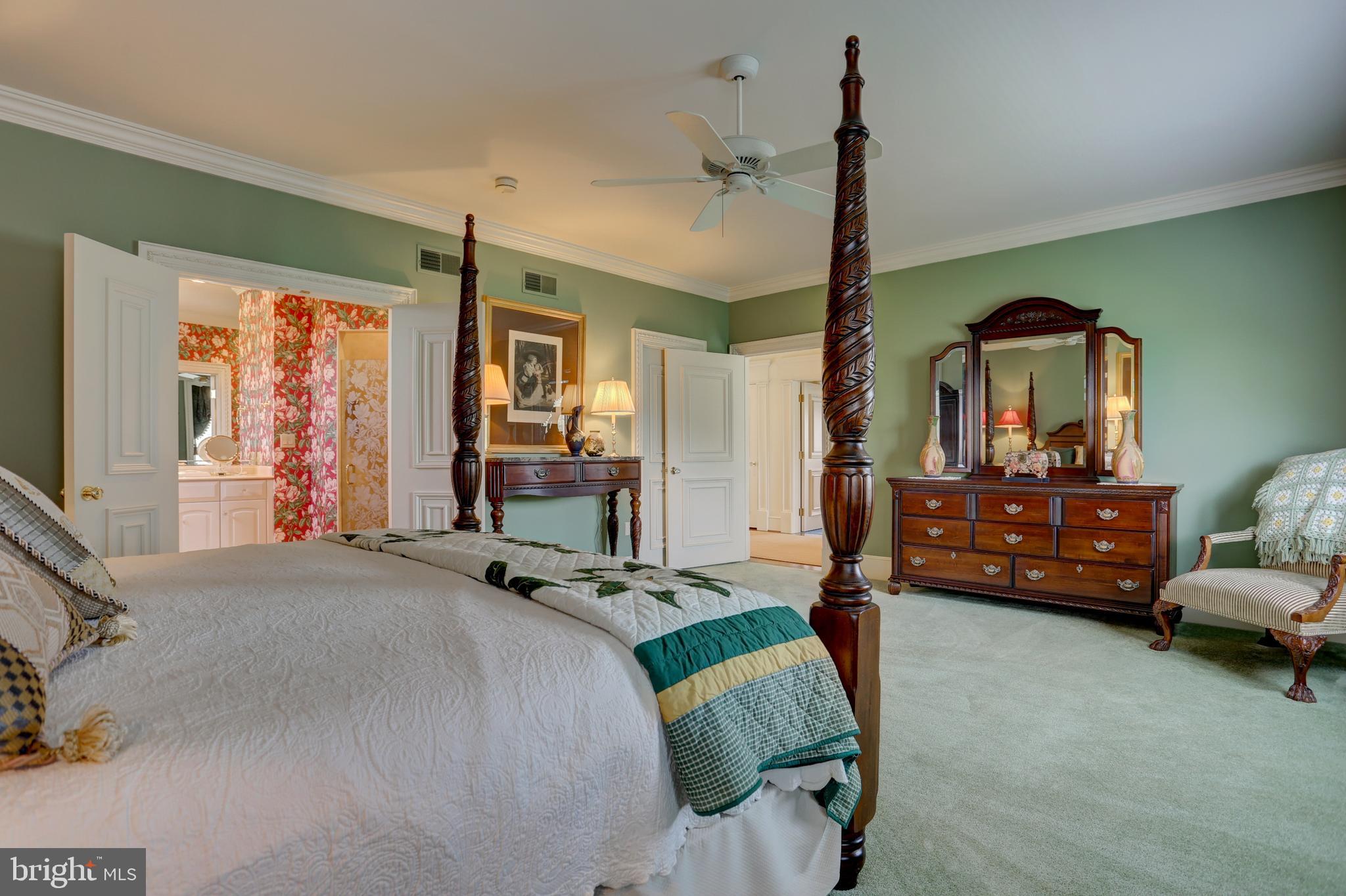 STONEHENGE - Residential