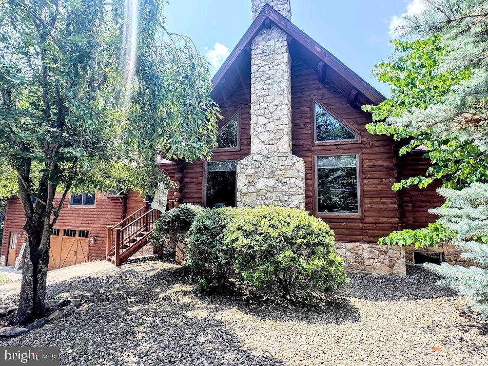 Photo of 2034 Wichita Ln, HAZLETON, PA 18202 (MLS # PALU2003088)