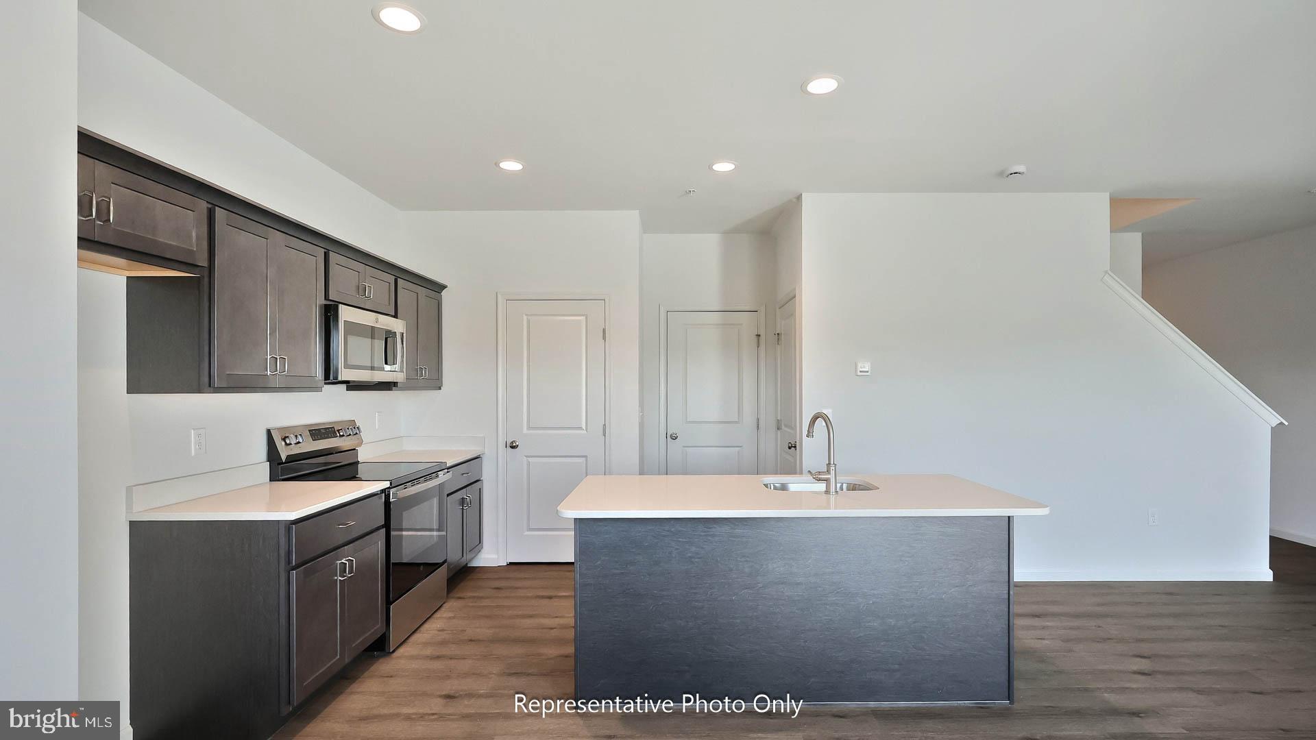 IRON MILL TOWNES - Residential