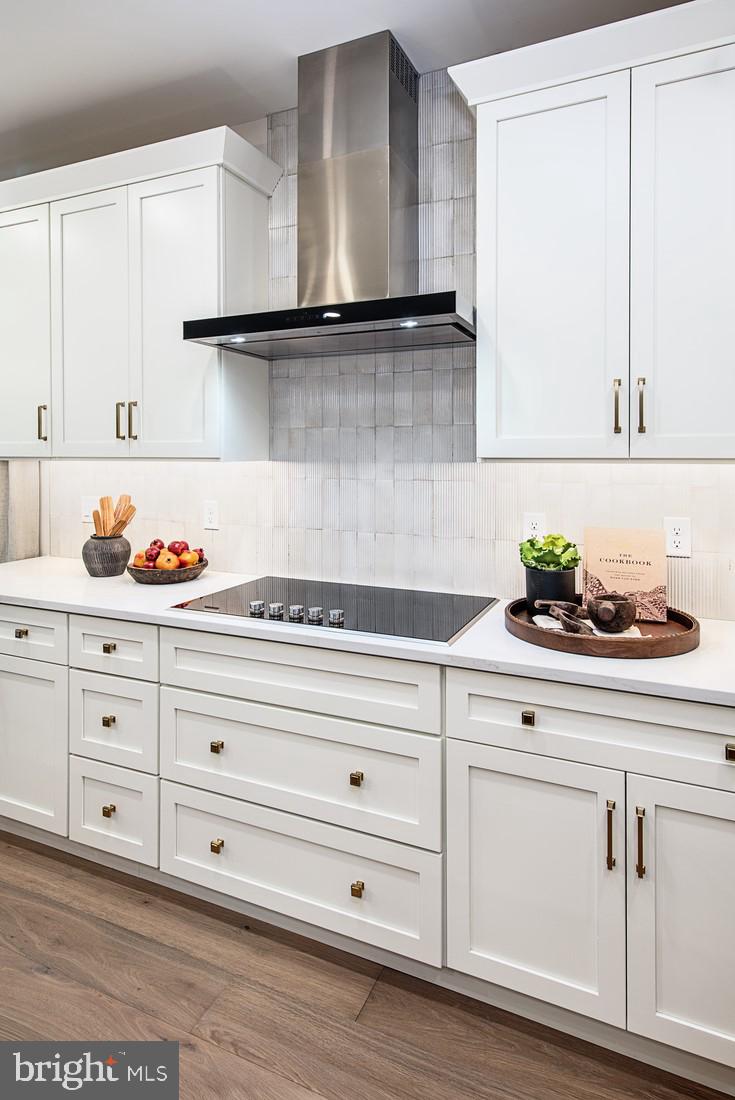 HEATHERFIELD - Residential