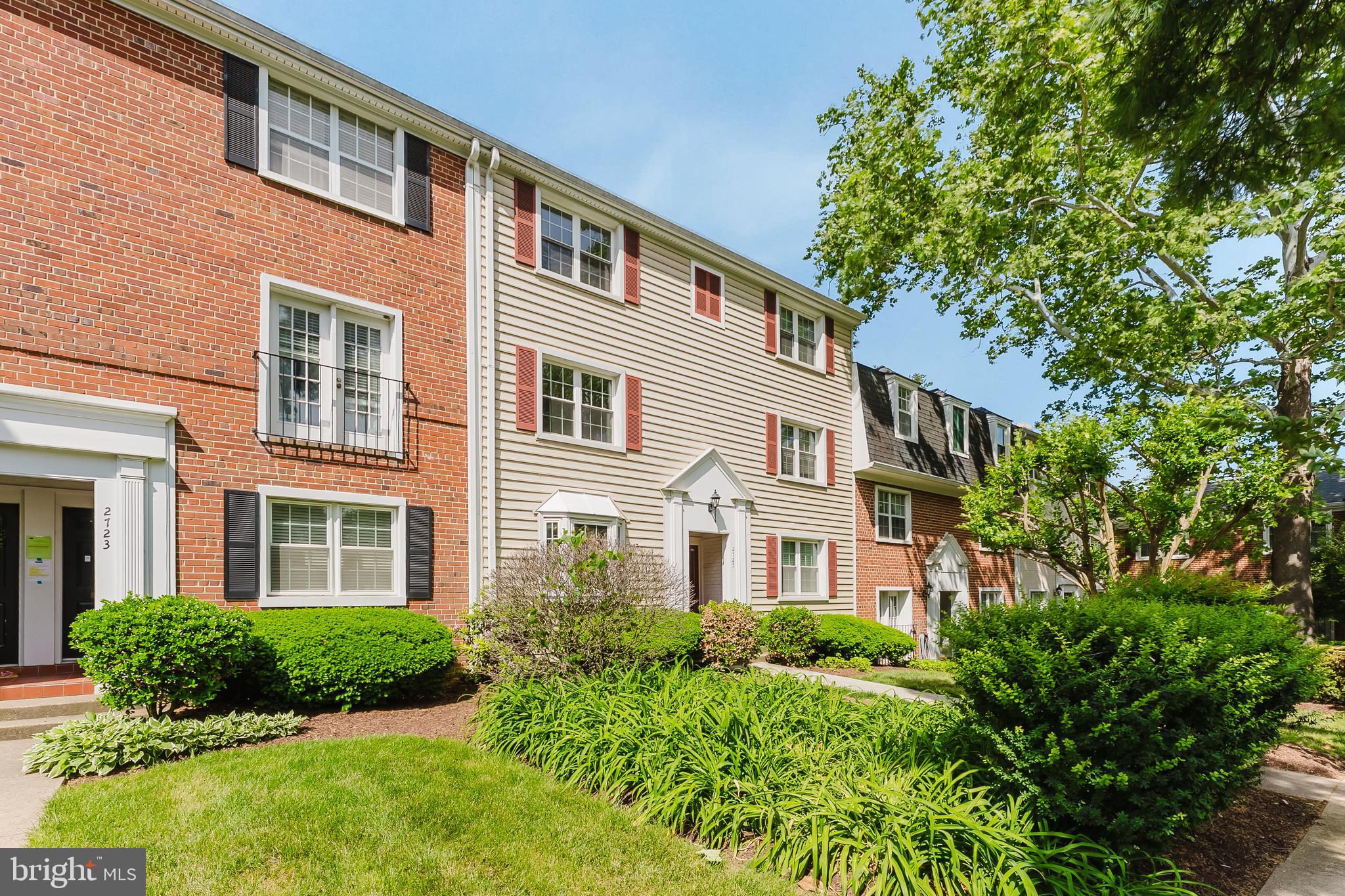 THE ARLINGTON - Residential