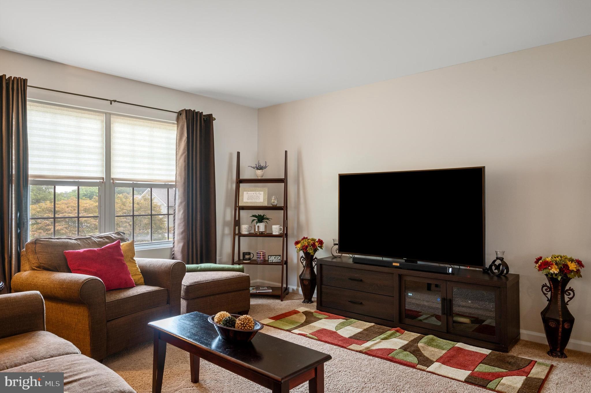 HUNTINGTON MEADOWS - Residential