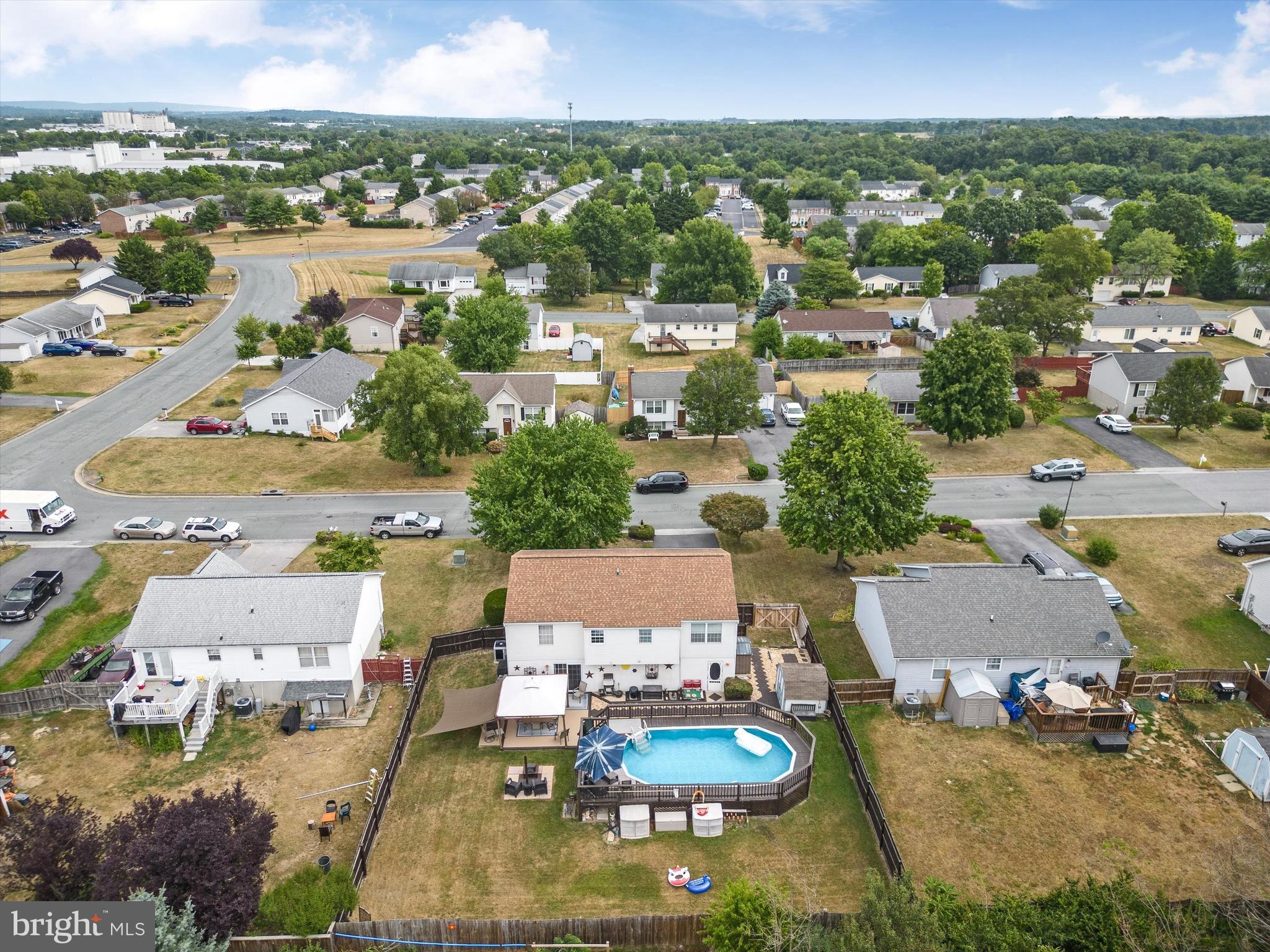 HUNTINGTON MEADOWS - Residential