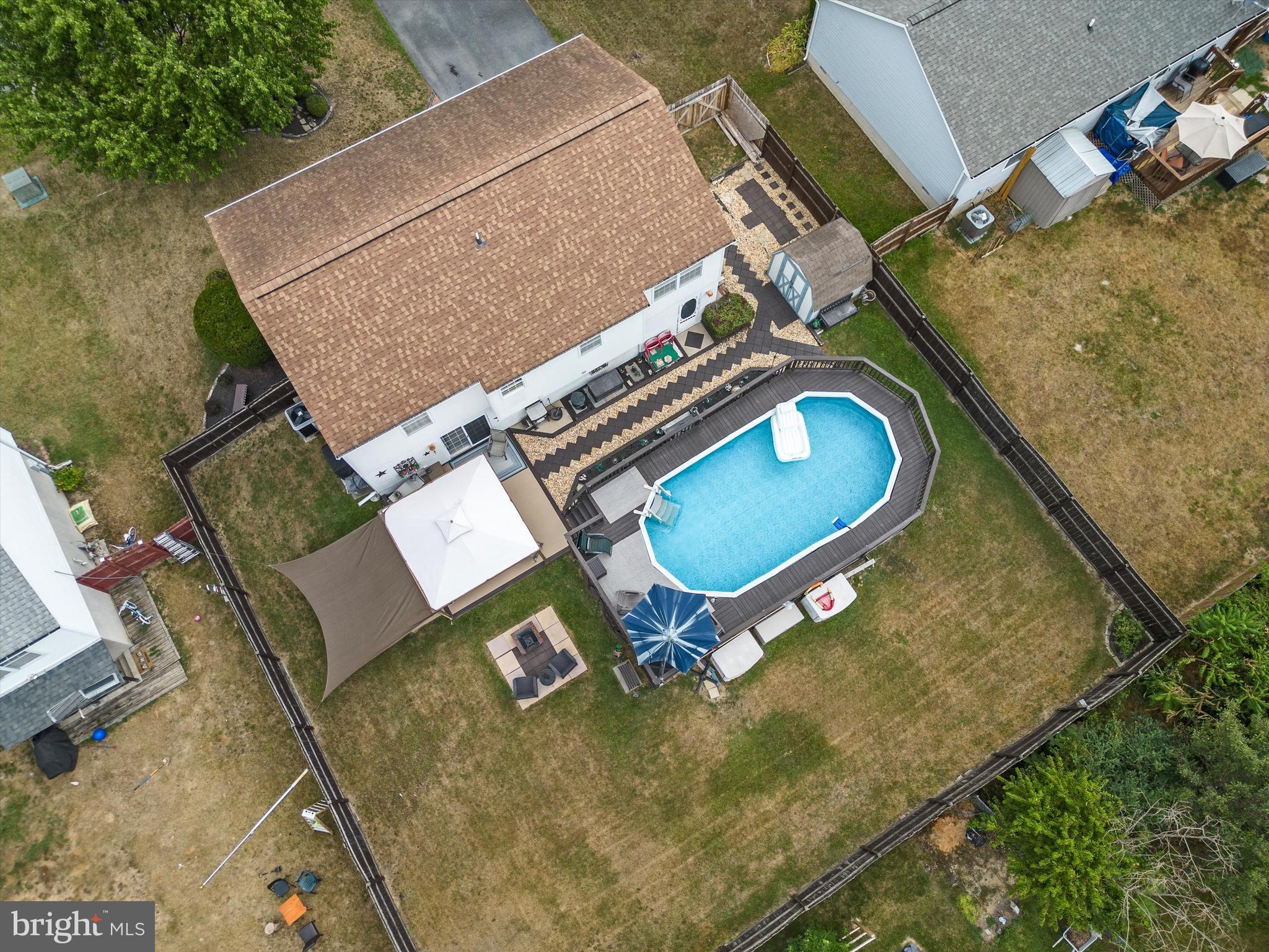 HUNTINGTON MEADOWS - Residential