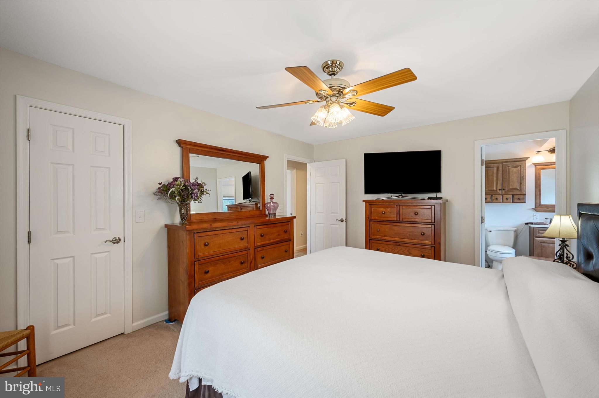 HUNTINGTON MEADOWS - Residential