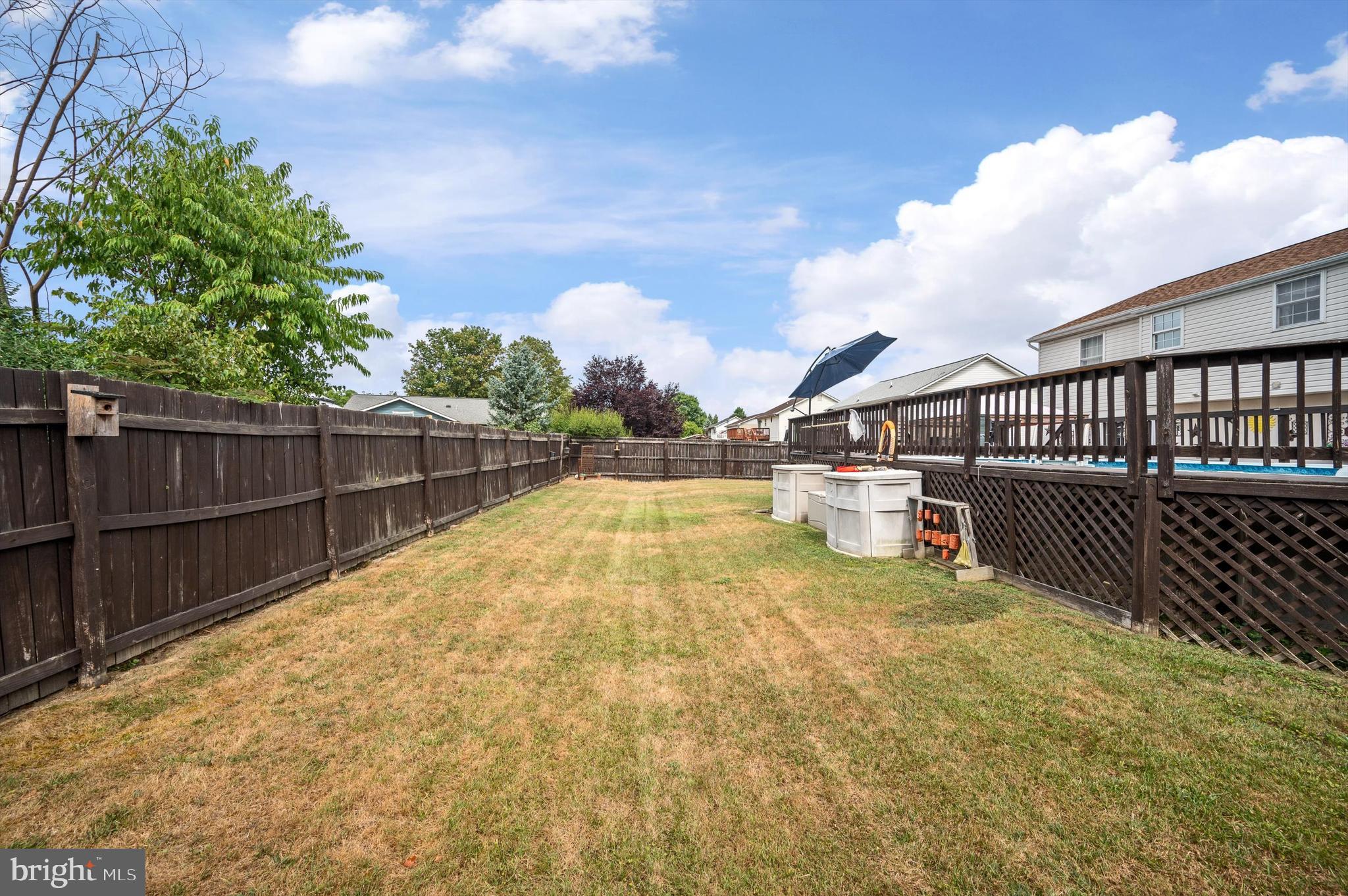 HUNTINGTON MEADOWS - Residential