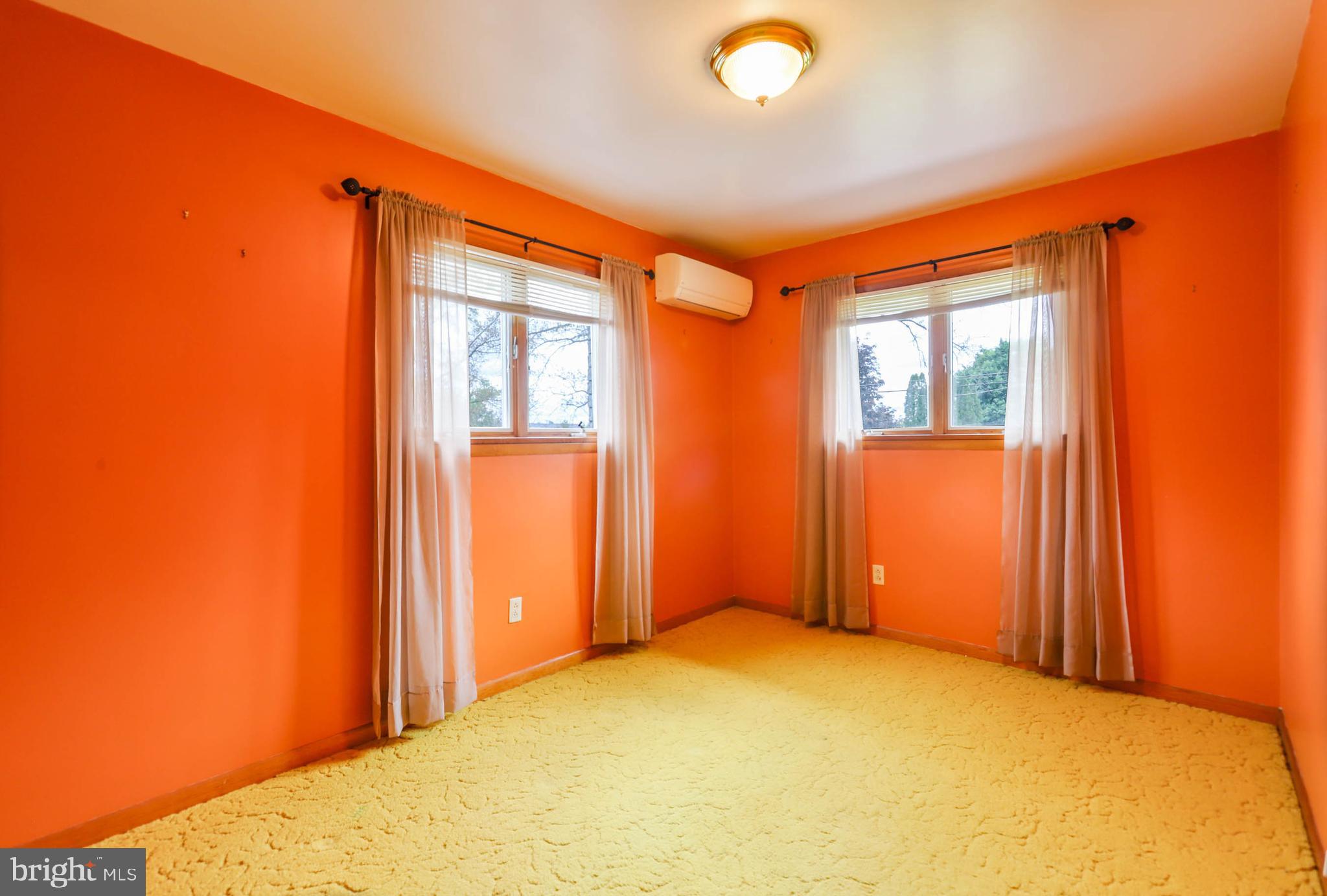 NEWBURG - Residential