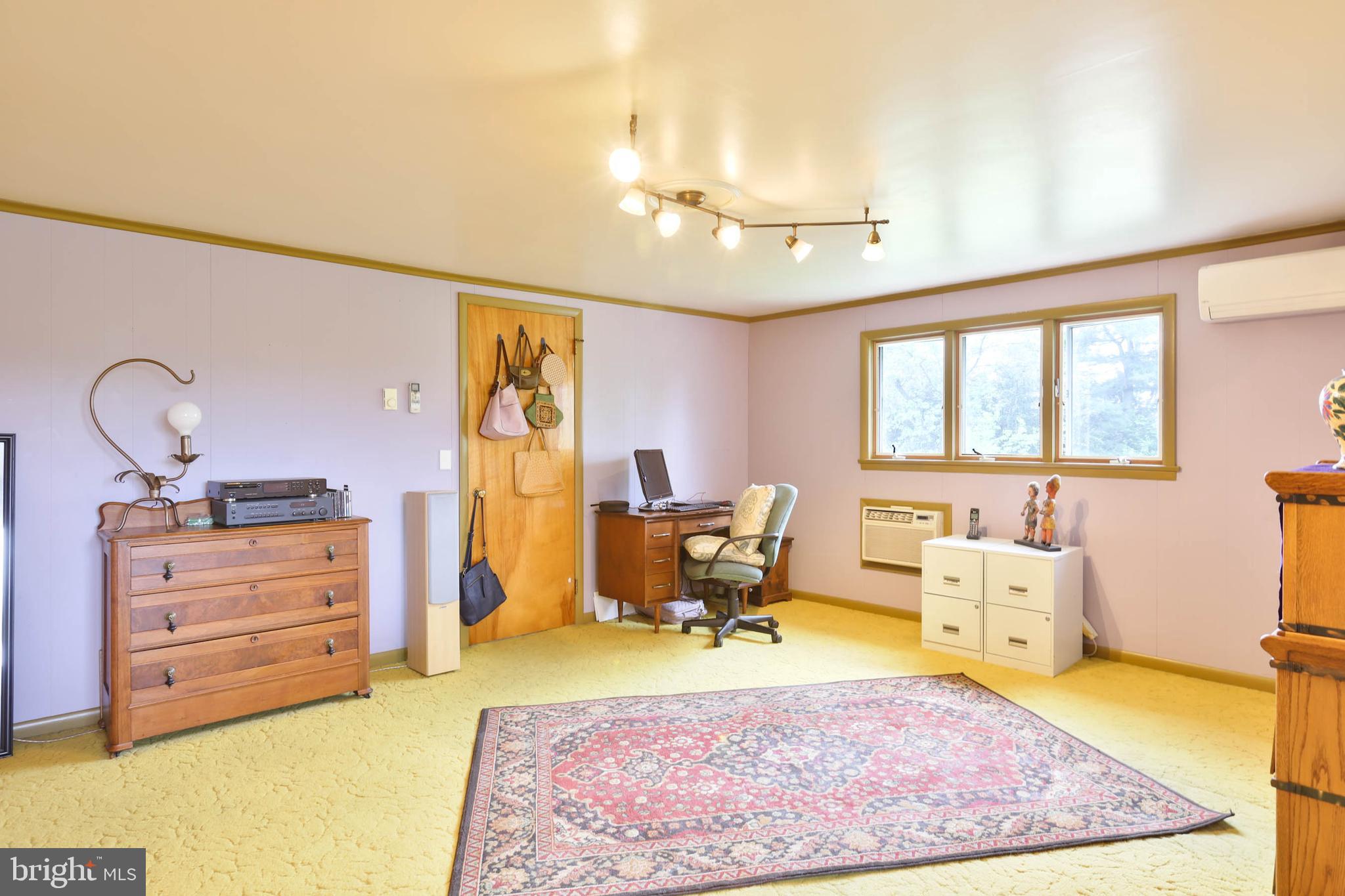 NEWBURG - Residential
