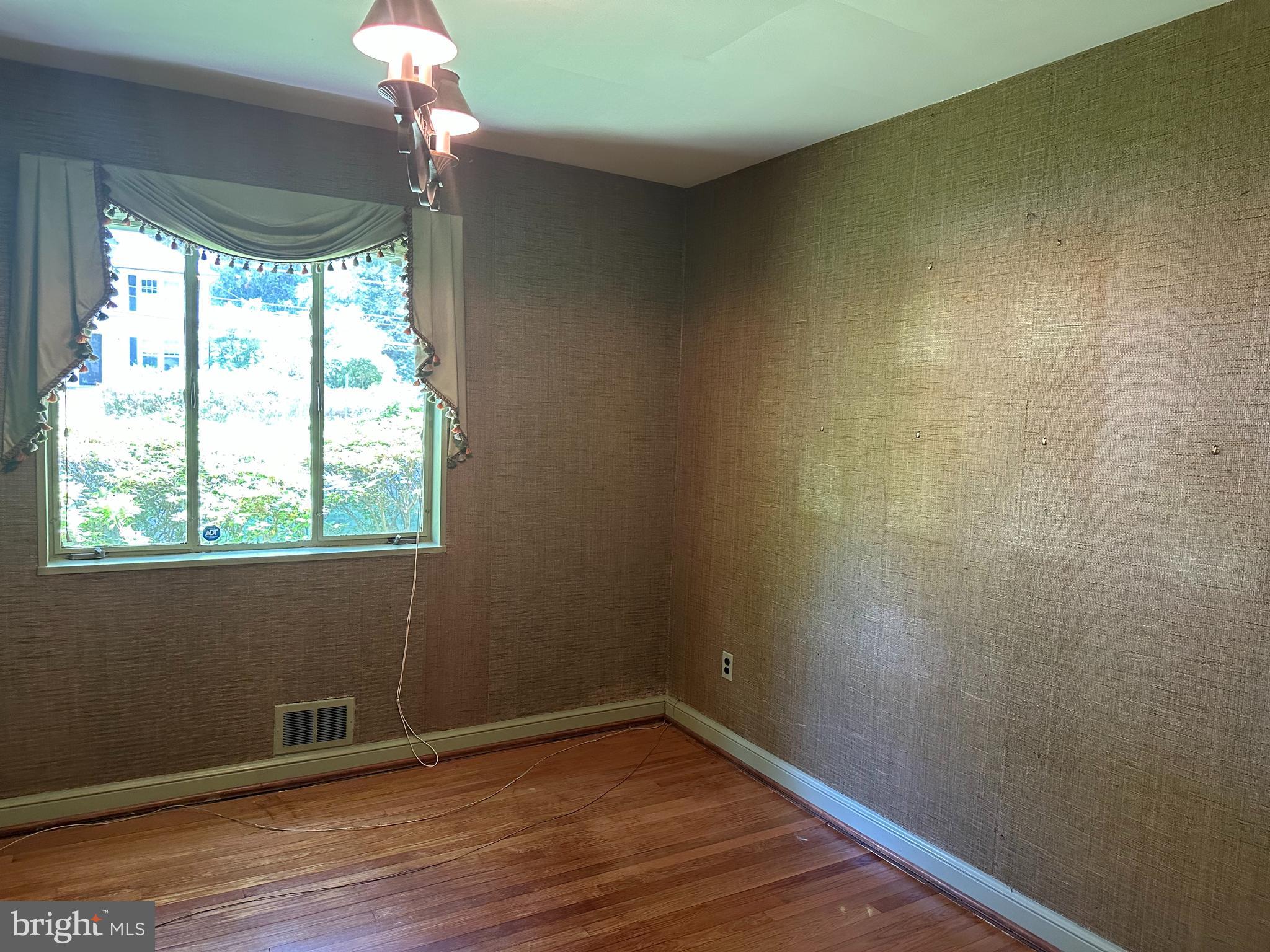 NORTH CHEVY CHASE - Residential