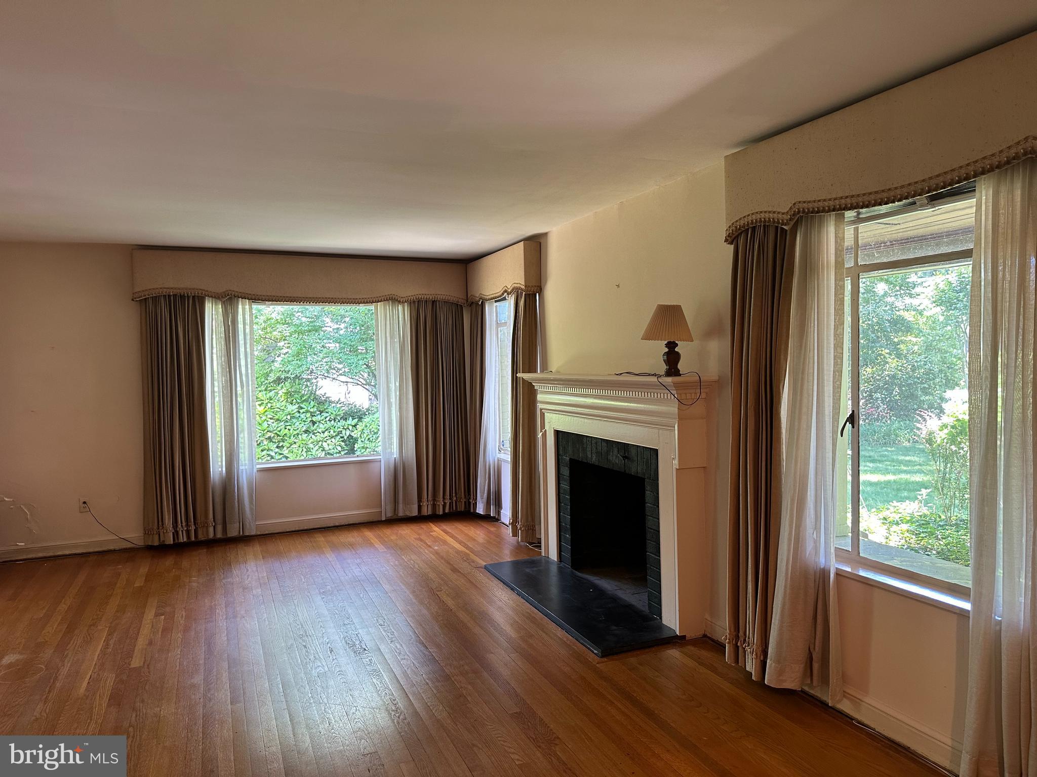 NORTH CHEVY CHASE - Residential