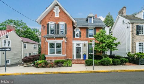 Photo of 106 E State Street, DOYLESTOWN, PA 18901 (MLS # PABU2098906)
