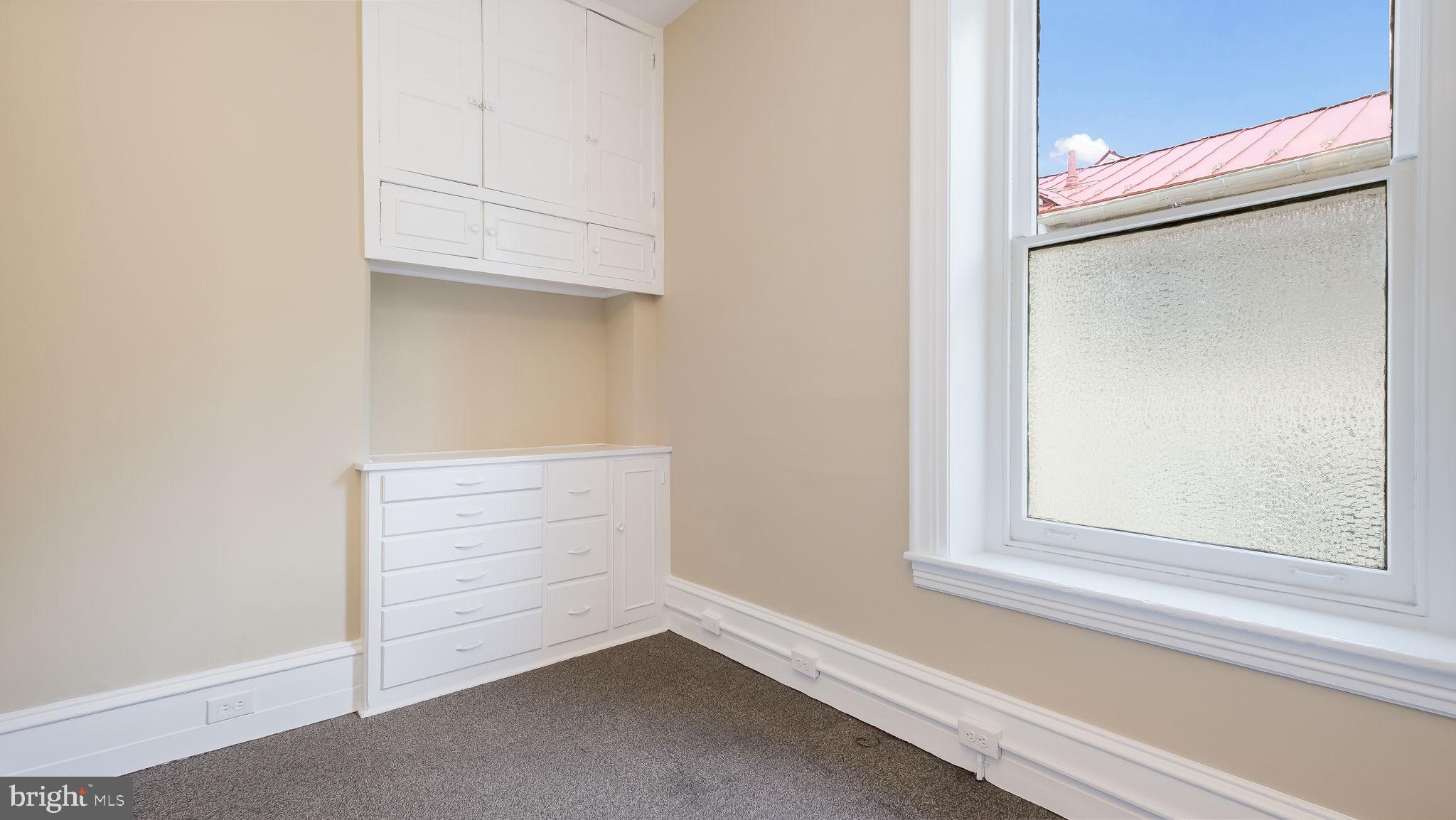 DOYLESTOWN BORO - Commercial Lease