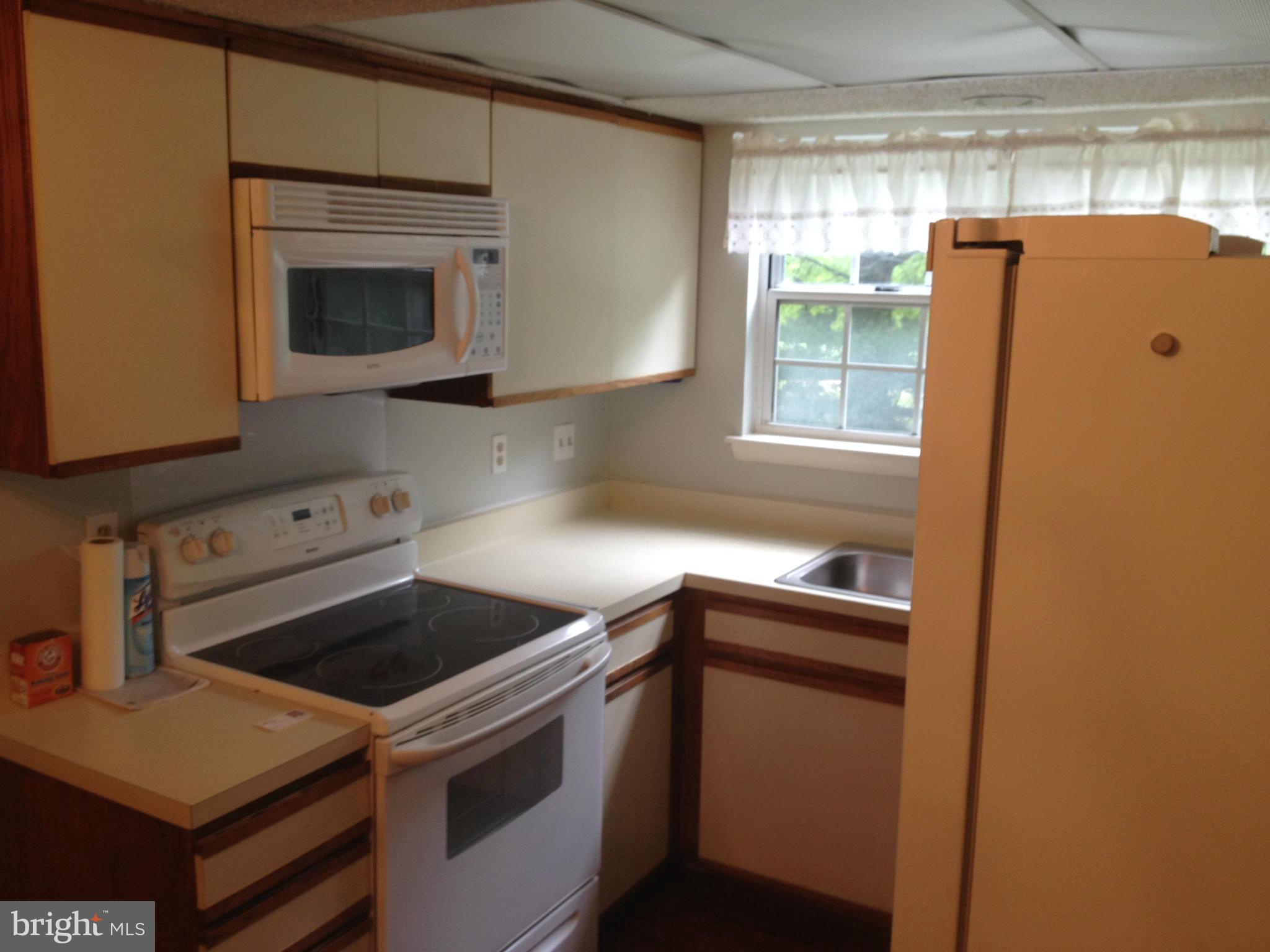 HEIGHTS AT PENDERBROOK - Residential Lease