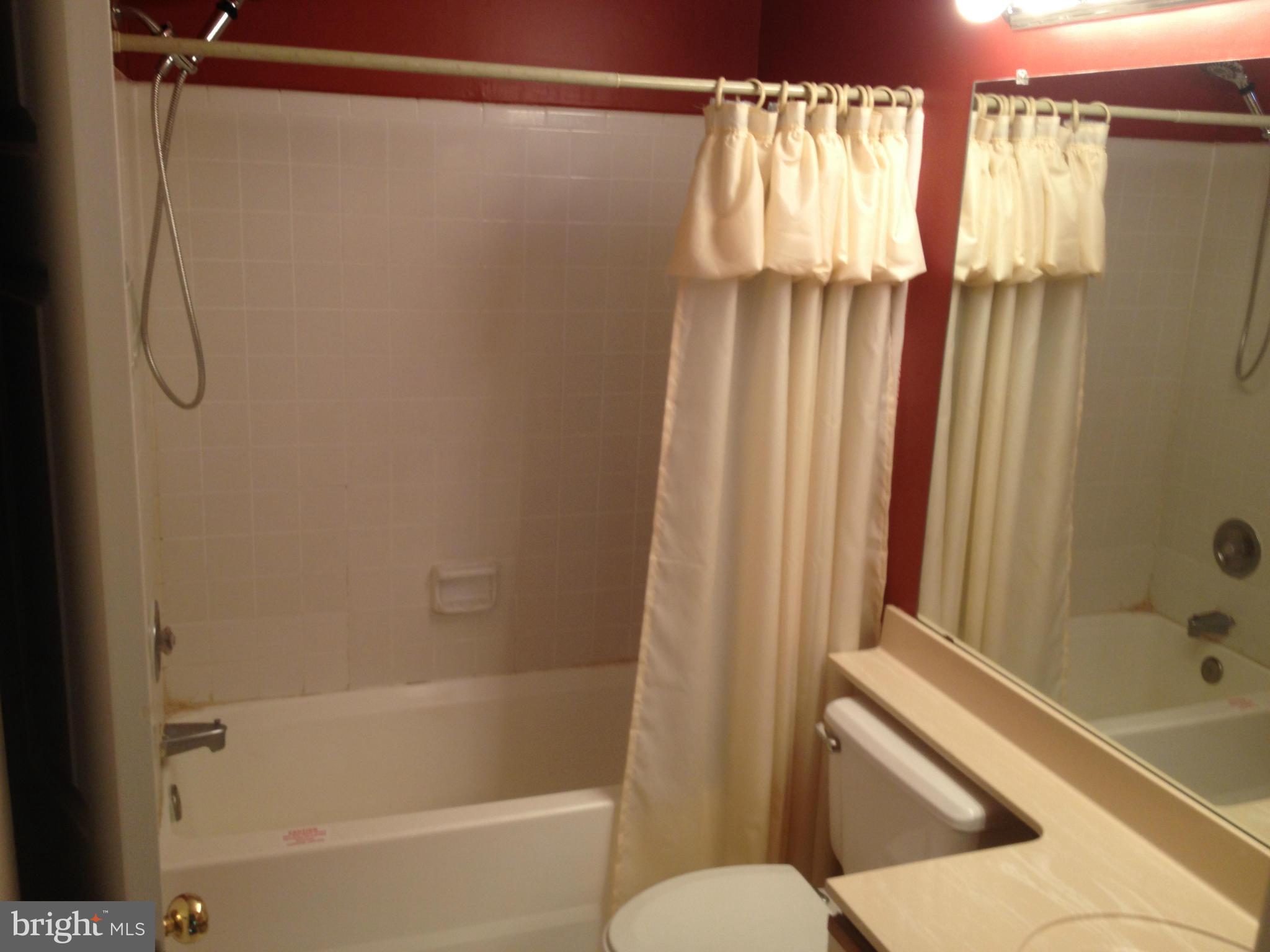 HEIGHTS AT PENDERBROOK - Residential Lease