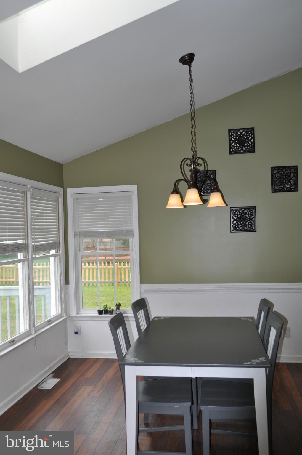 VISTA WOODS - Residential