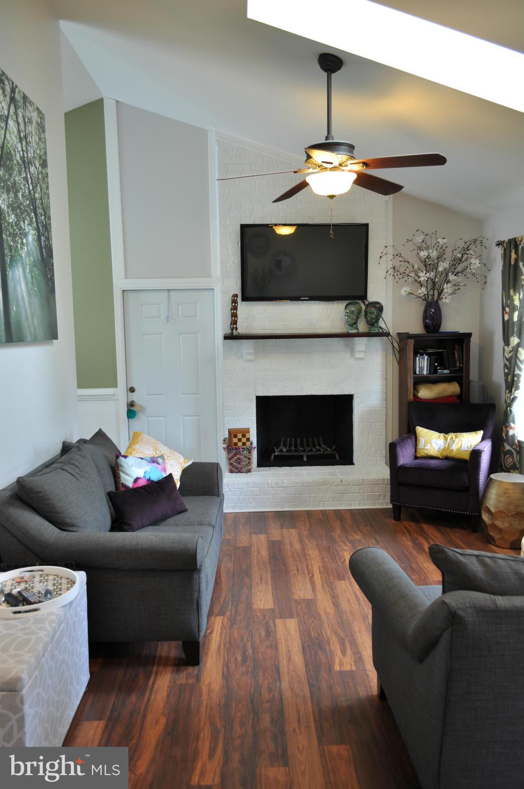 VISTA WOODS - Residential