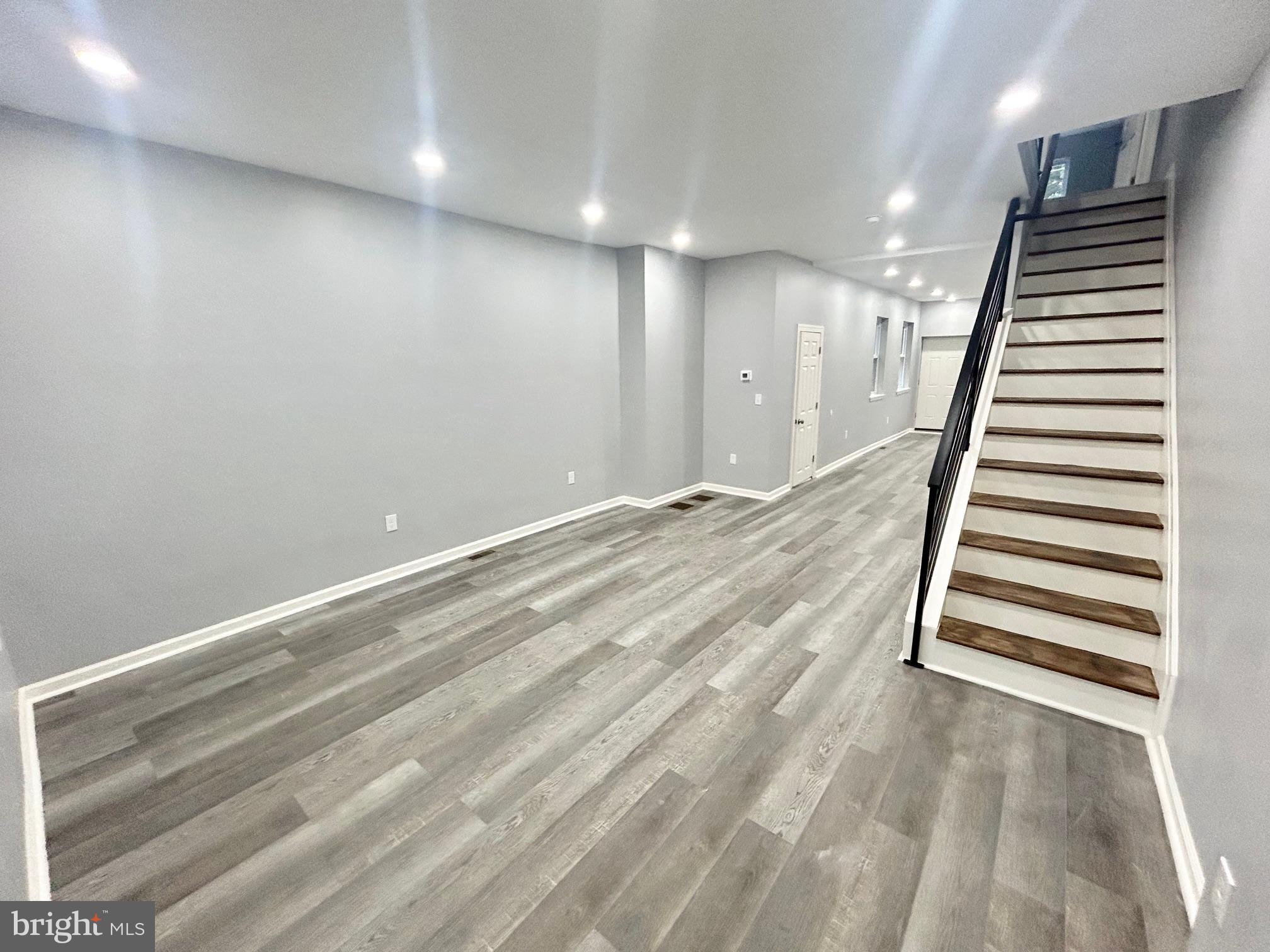 MANTUA - Residential Lease