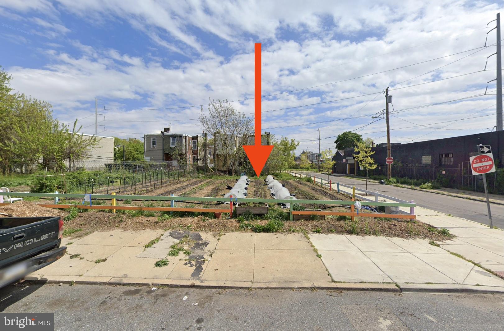 ELMWOOD PARK - Land