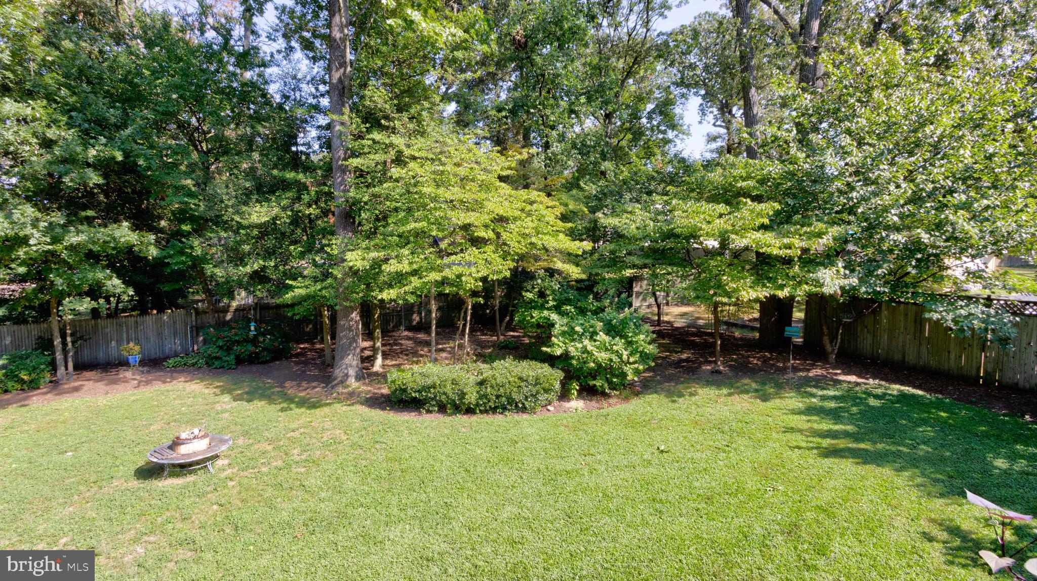 SUNSET KNOLL - Residential Lease