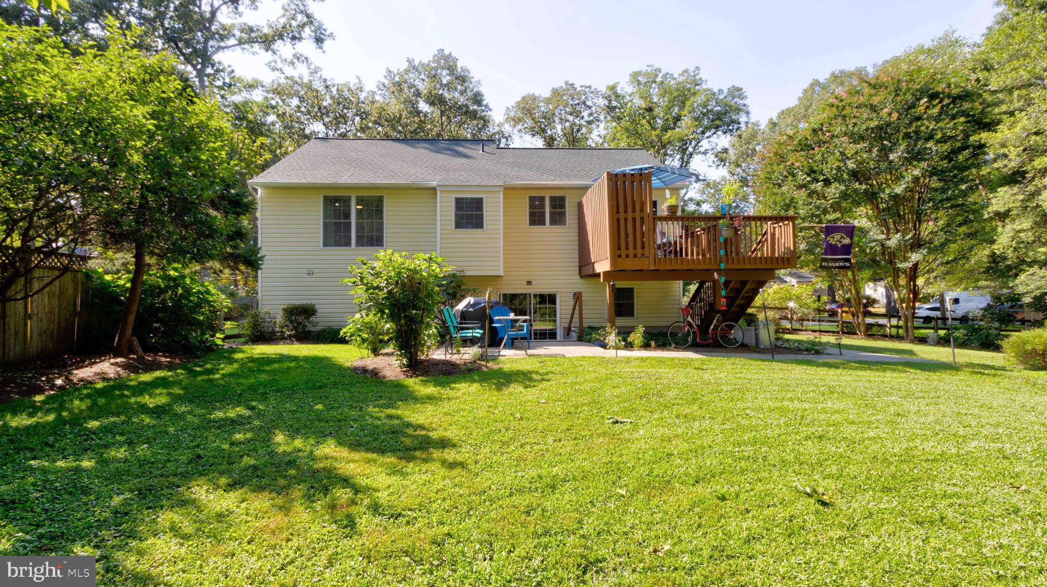 SUNSET KNOLL - Residential Lease