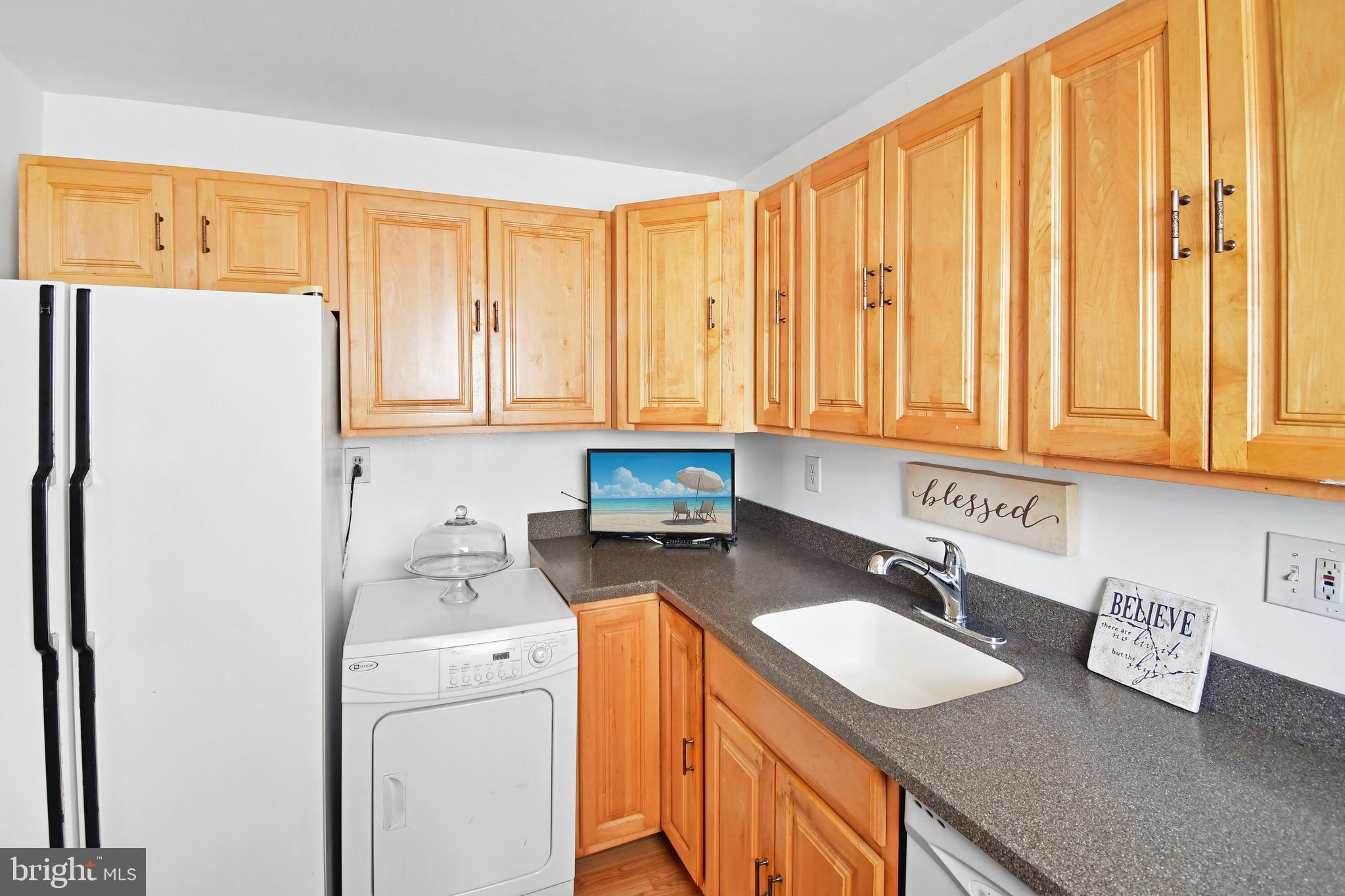 CARMODY HILLS - Residential