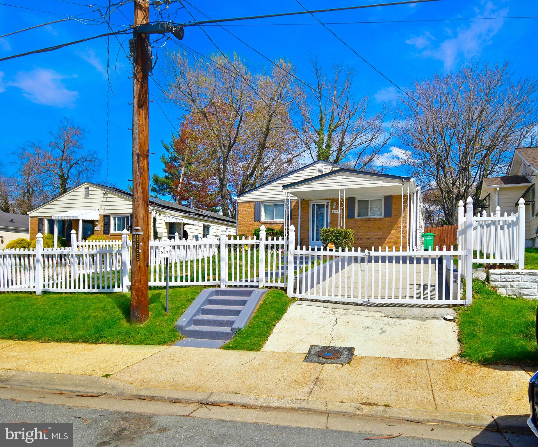 CARMODY HILLS - Residential