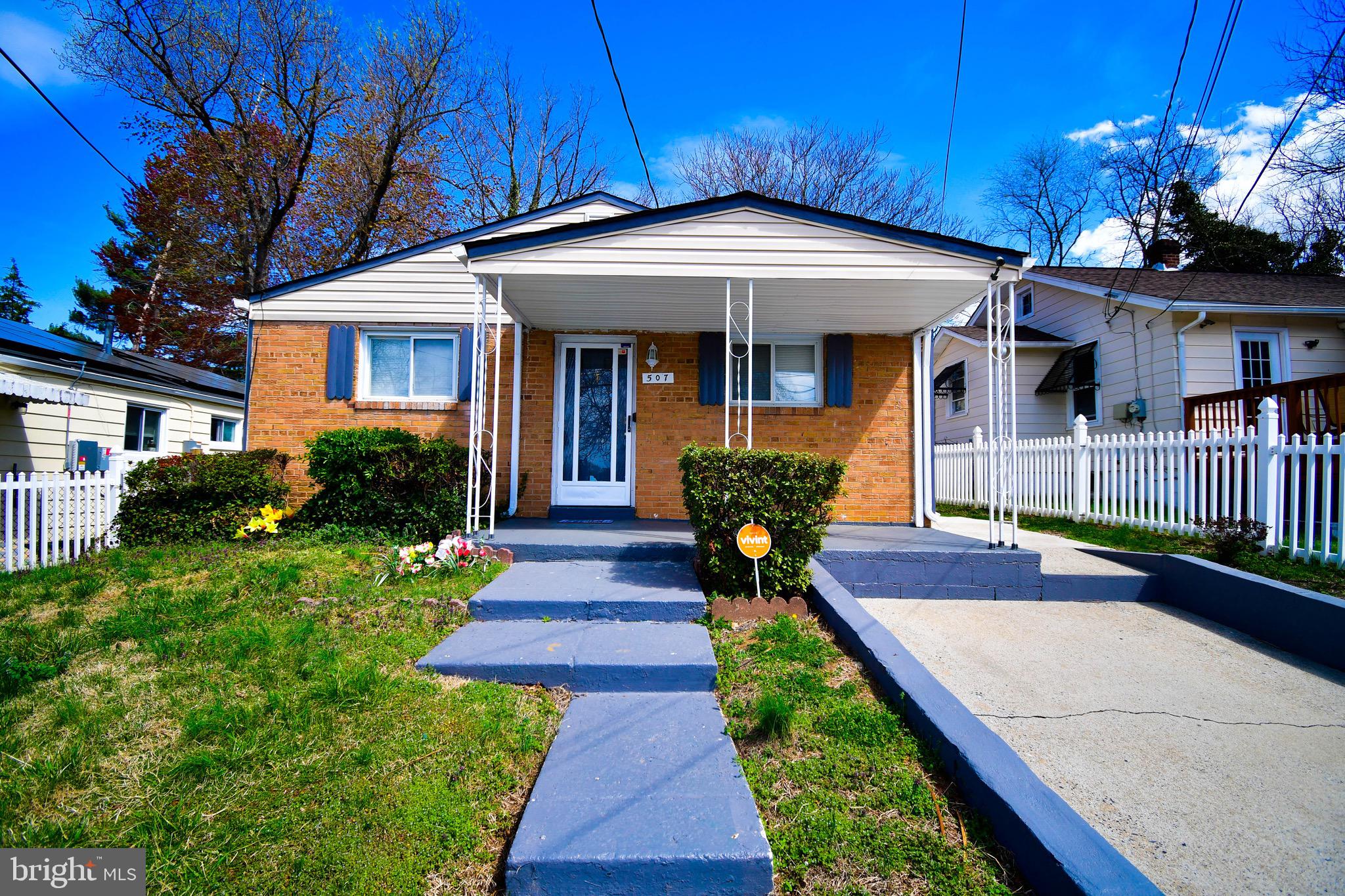 CARMODY HILLS - Residential