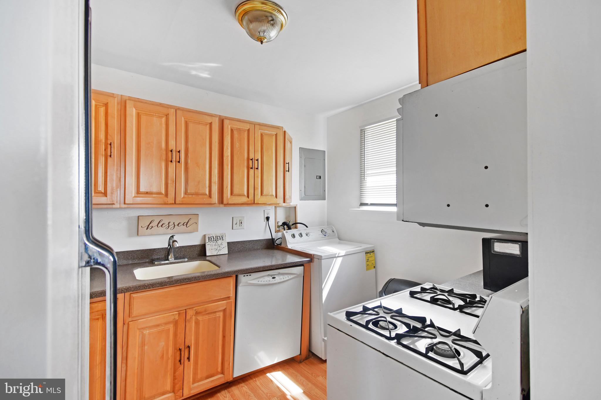 CARMODY HILLS - Residential