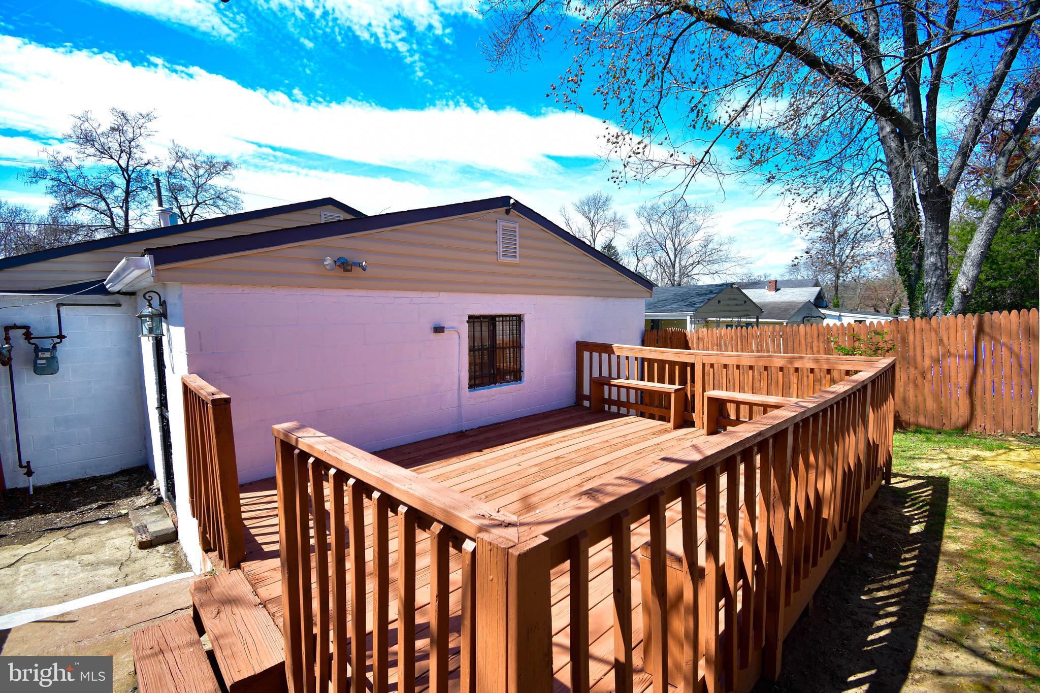 CARMODY HILLS - Residential