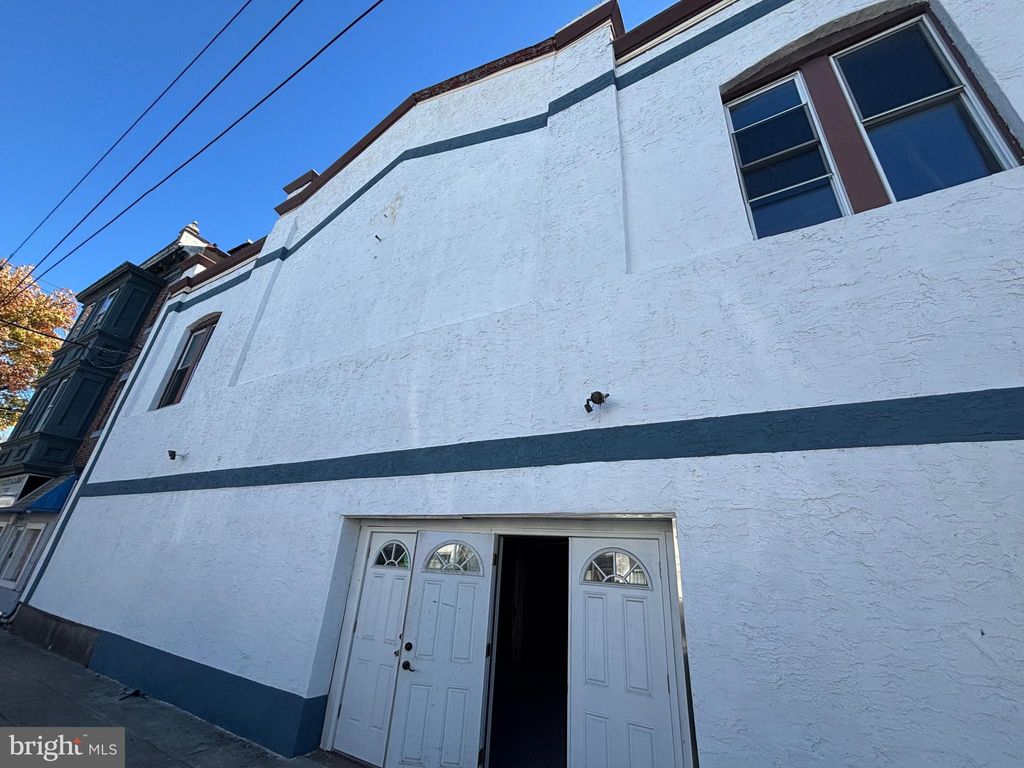 Photo of 5926 - 32 Lansdowne Avenue, PHILADELPHIA, PA 19151 (MLS # PAPH2565430)