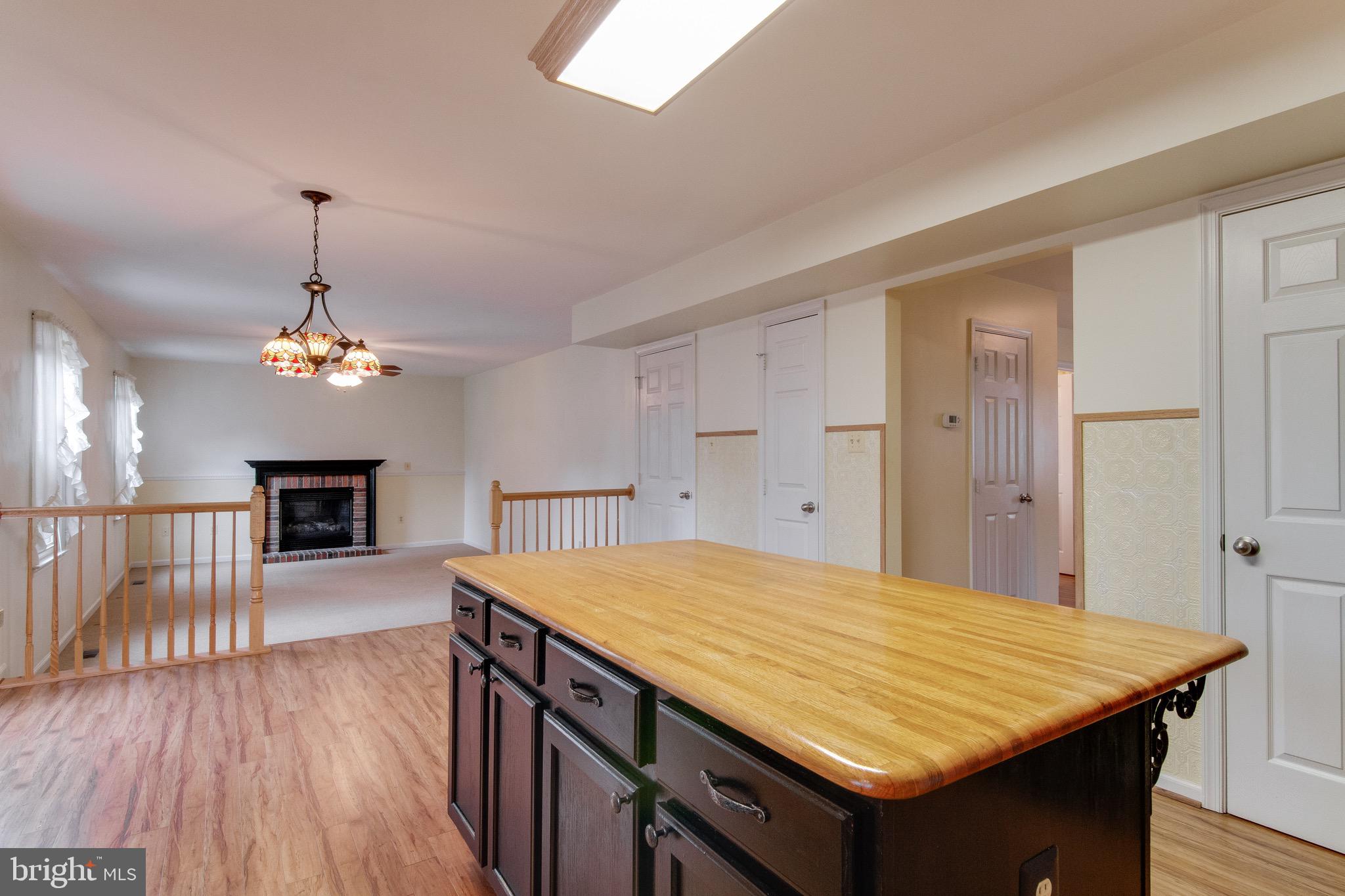 NEWPORT ESTATES - Residential