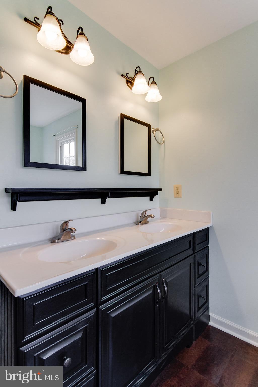 NEWPORT ESTATES - Residential