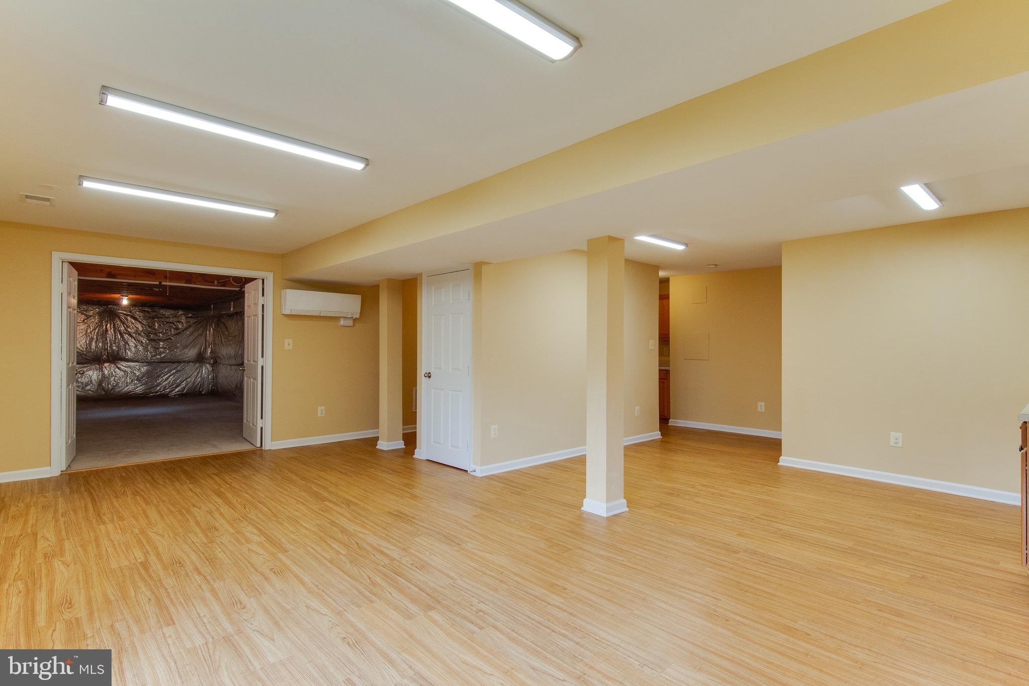 NEWPORT ESTATES - Residential