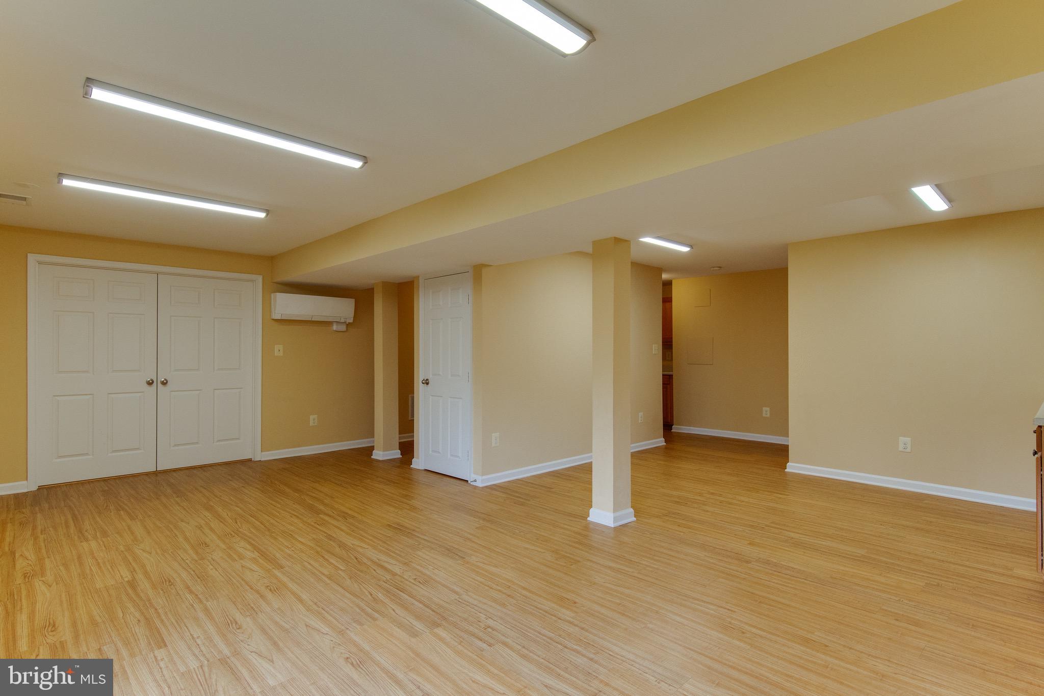 NEWPORT ESTATES - Residential