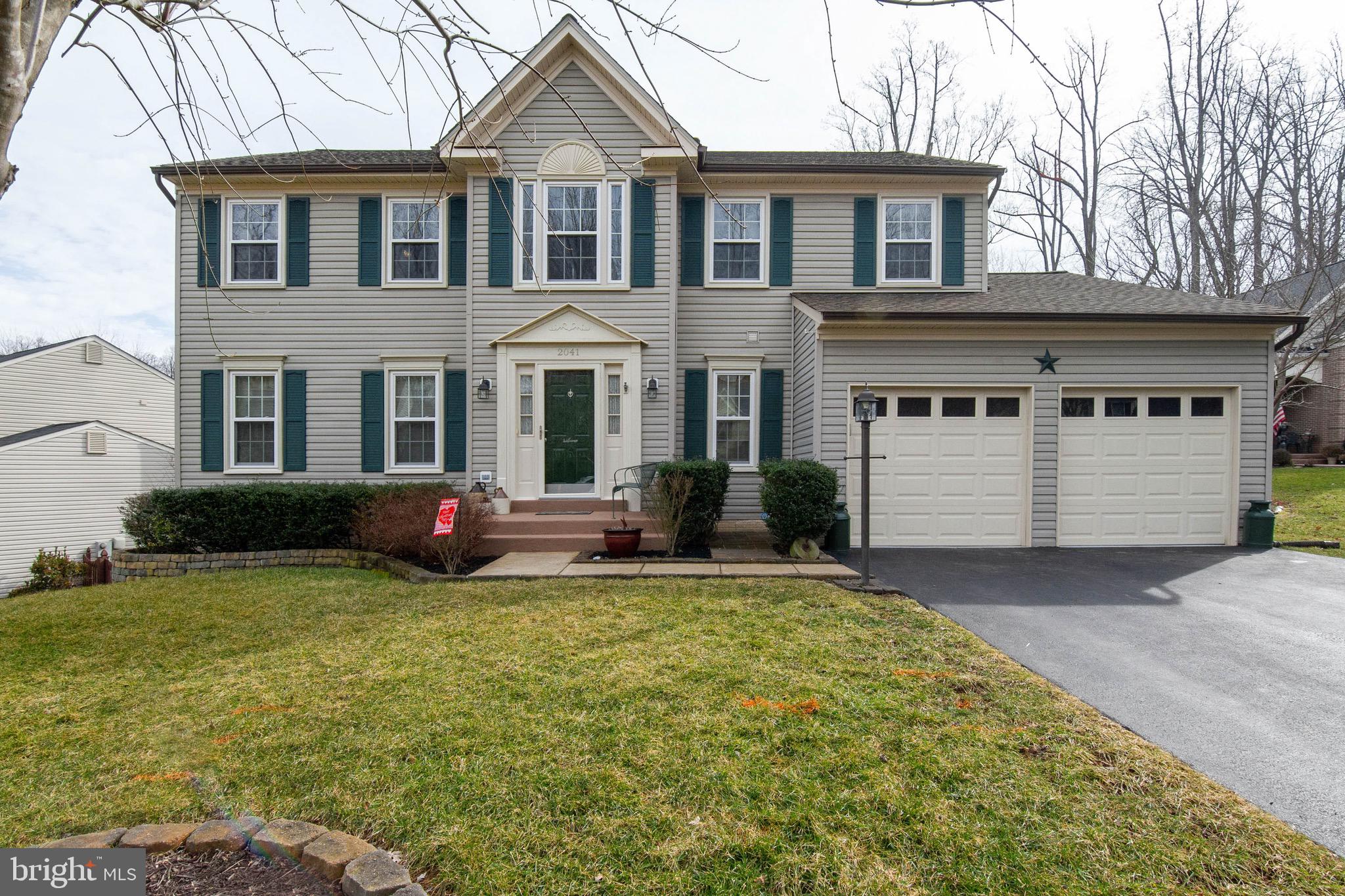 NEWPORT ESTATES - Residential