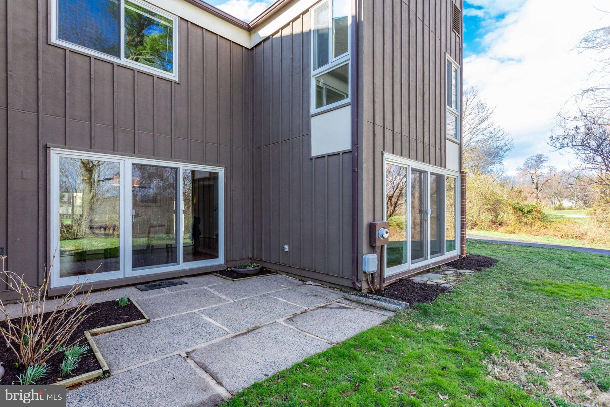 GOLF COURSE ISLAND - Residential