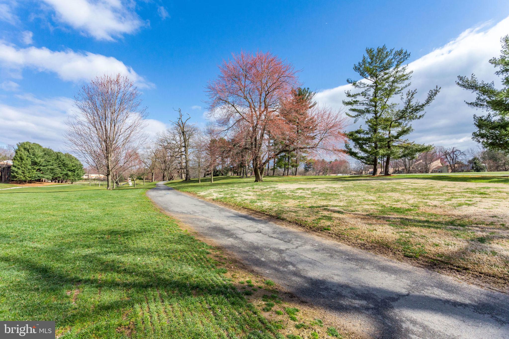 GOLF COURSE ISLAND - Residential