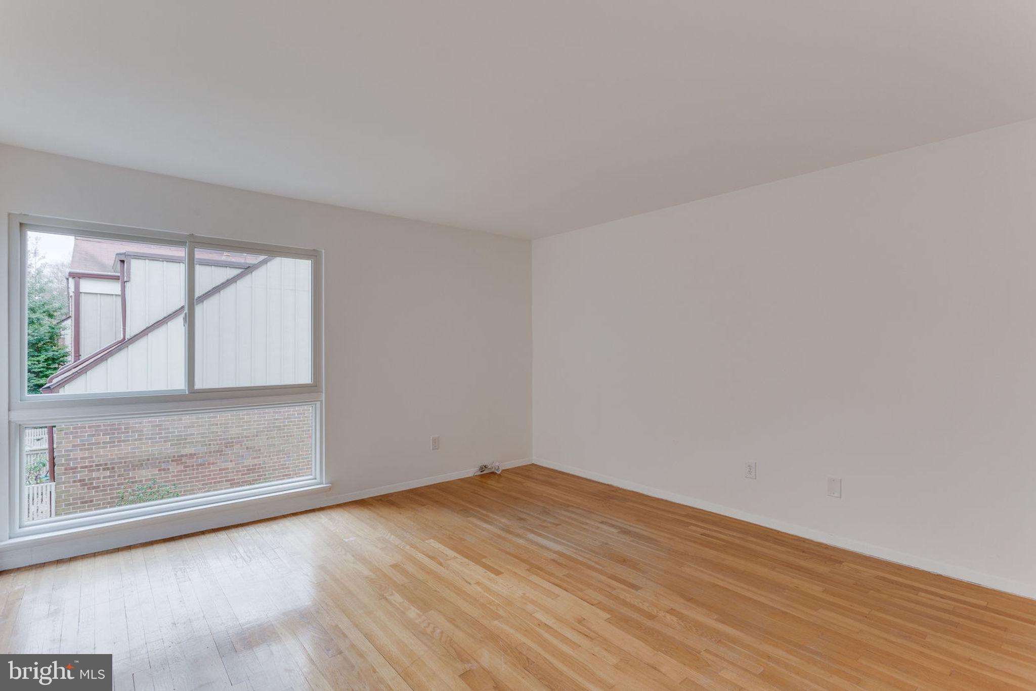 GOLF COURSE ISLAND - Residential