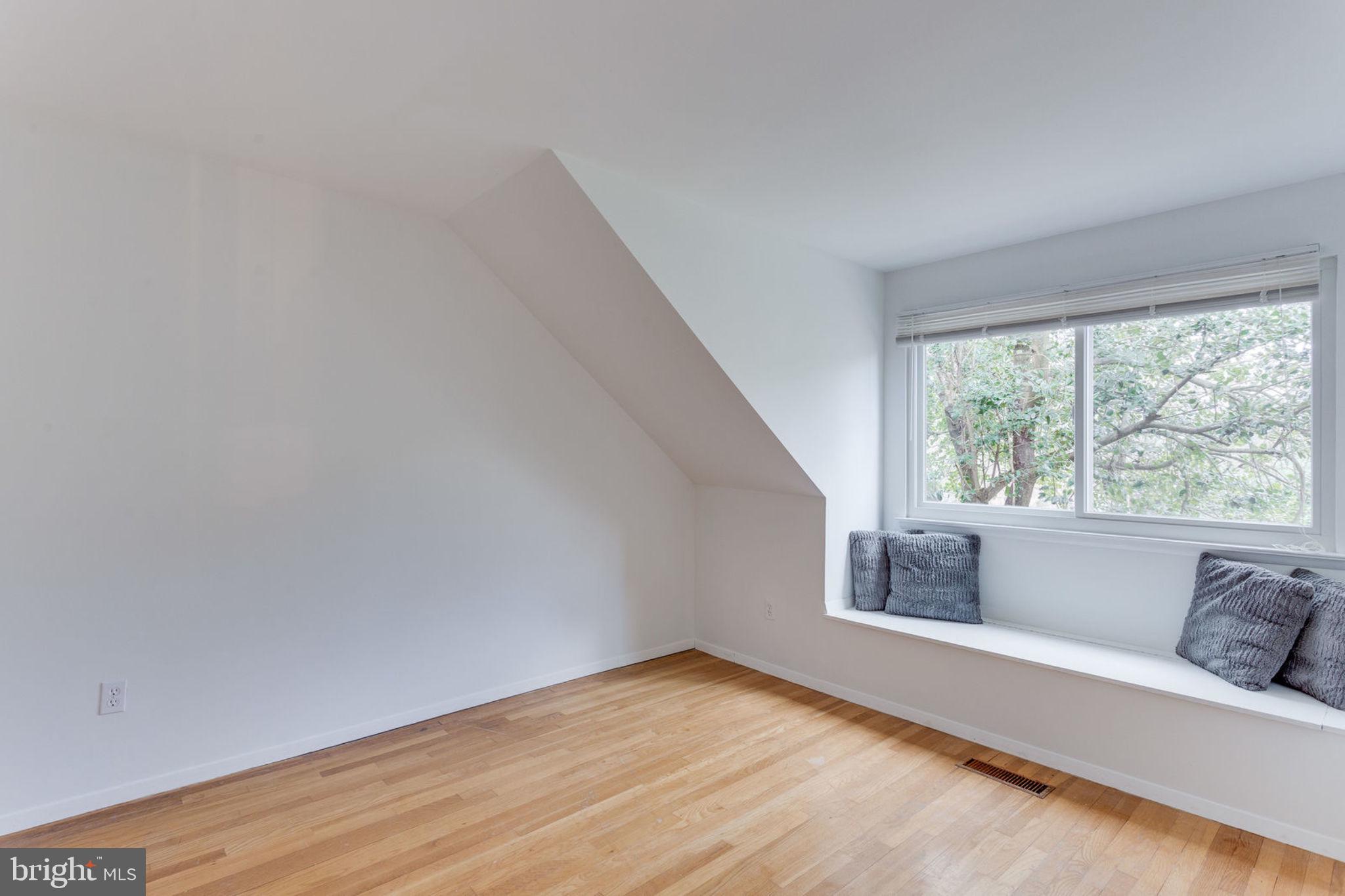 GOLF COURSE ISLAND - Residential