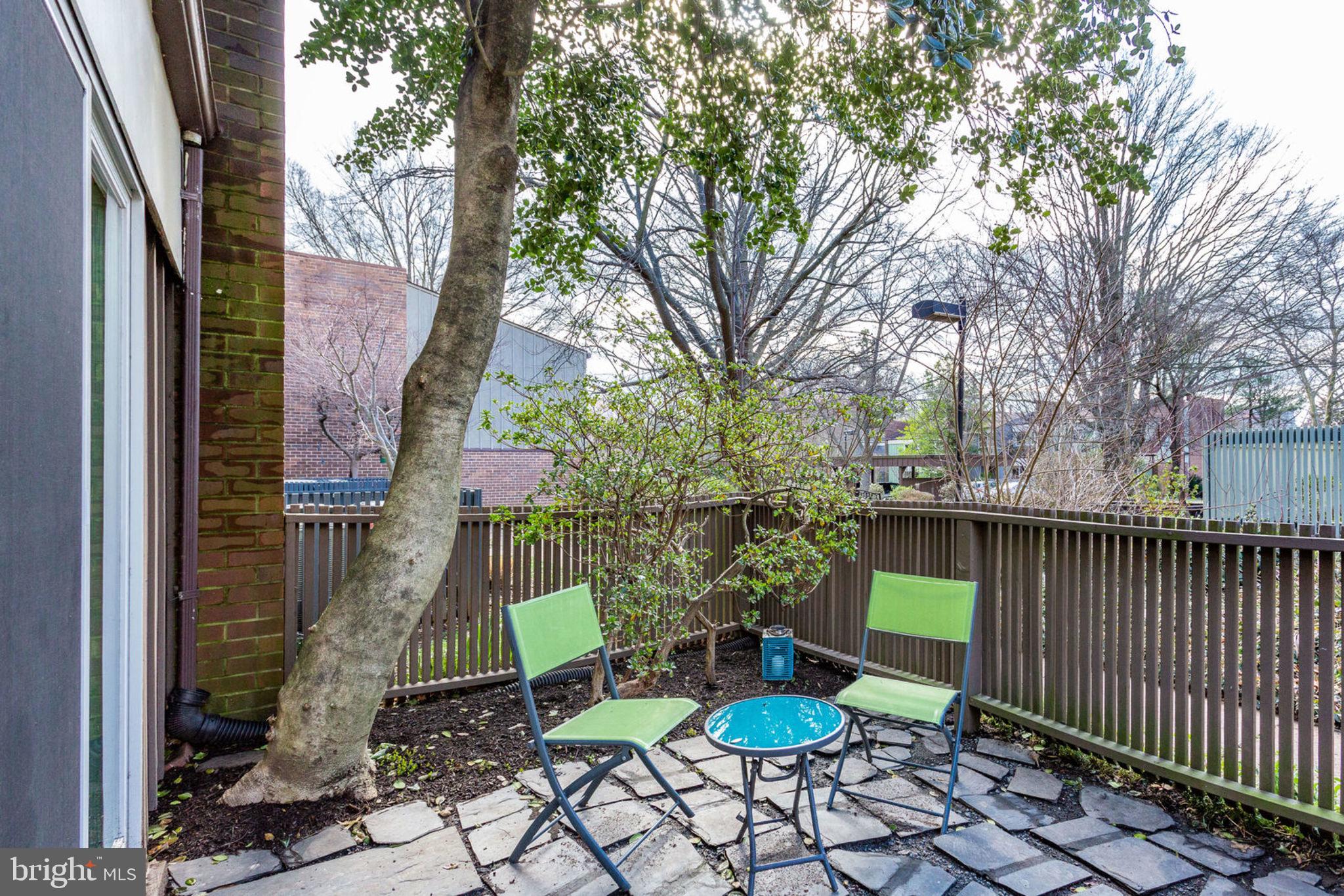 GOLF COURSE ISLAND - Residential