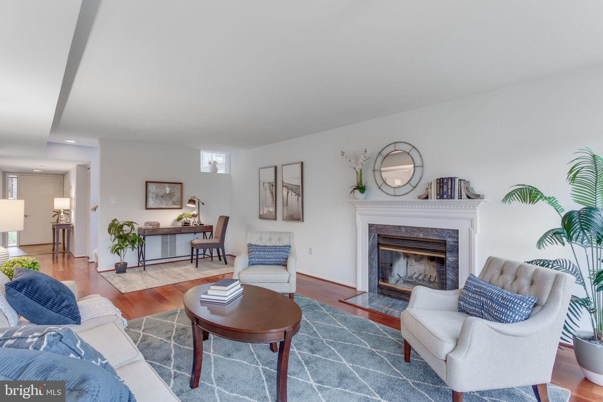 GOLF COURSE ISLAND - Residential