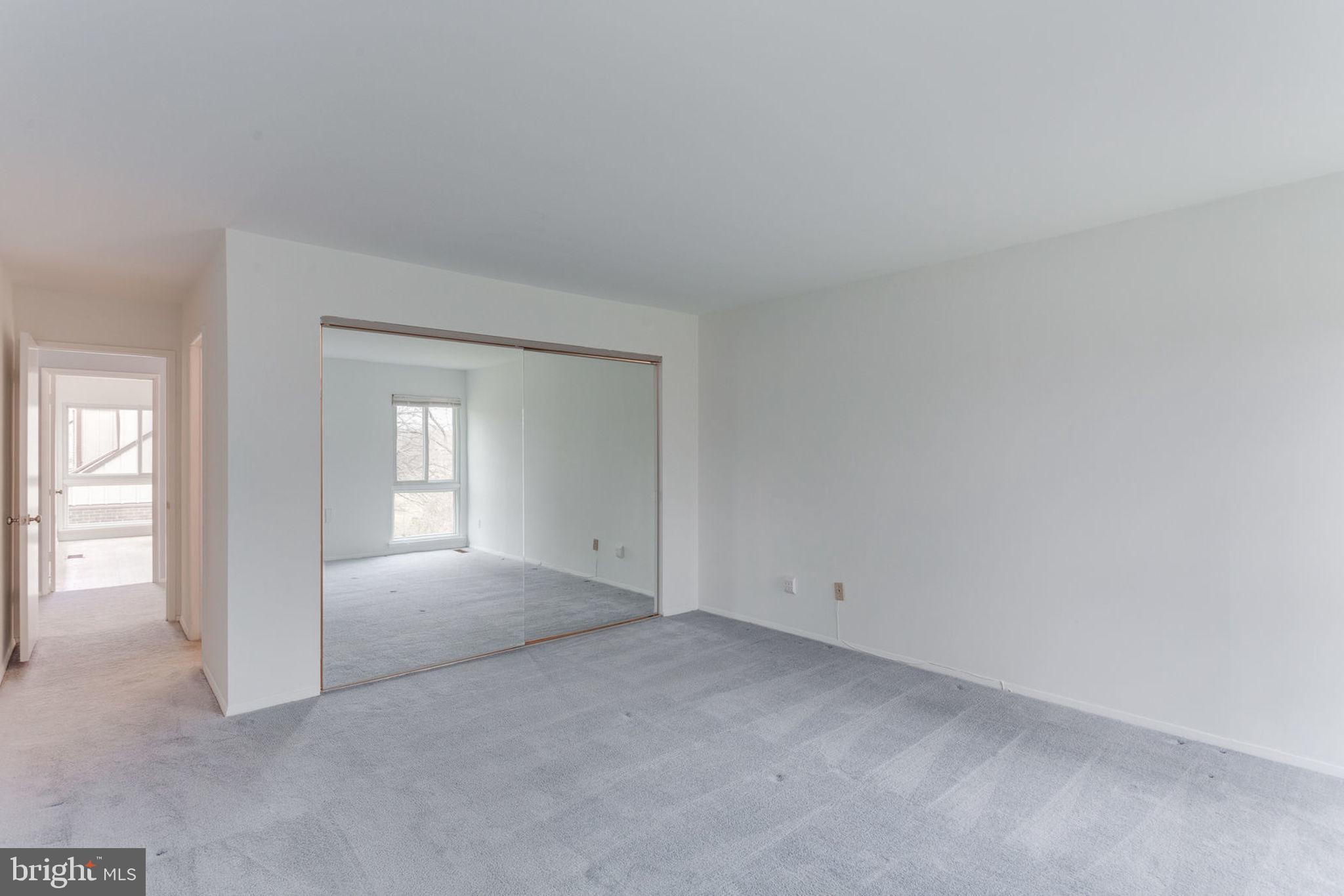 GOLF COURSE ISLAND - Residential