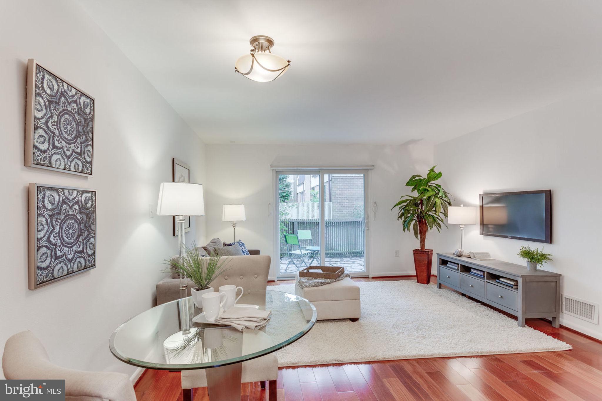 GOLF COURSE ISLAND - Residential