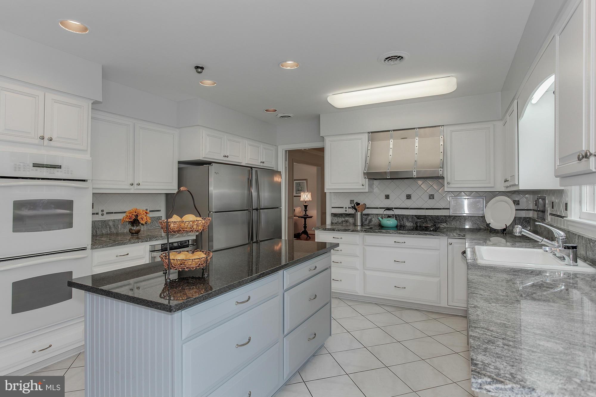 PT ROCKVILLE OUT RES. 3 - Residential